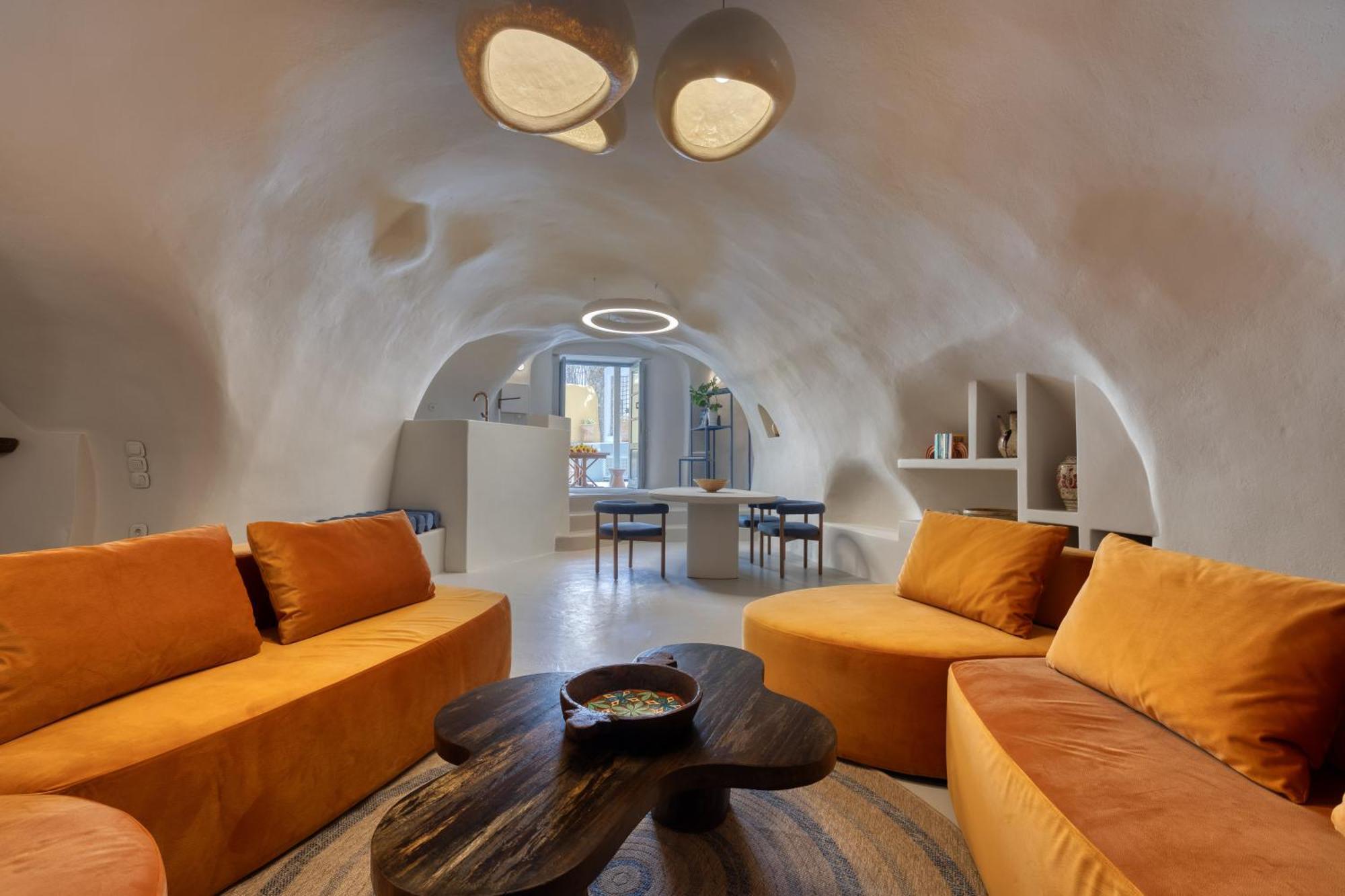 Kore Cave House By Oias Local Cave Apartment *
