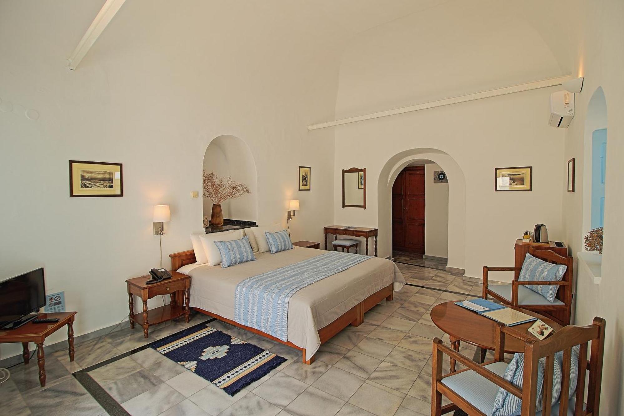 Aparthotel Aethrio 4*
