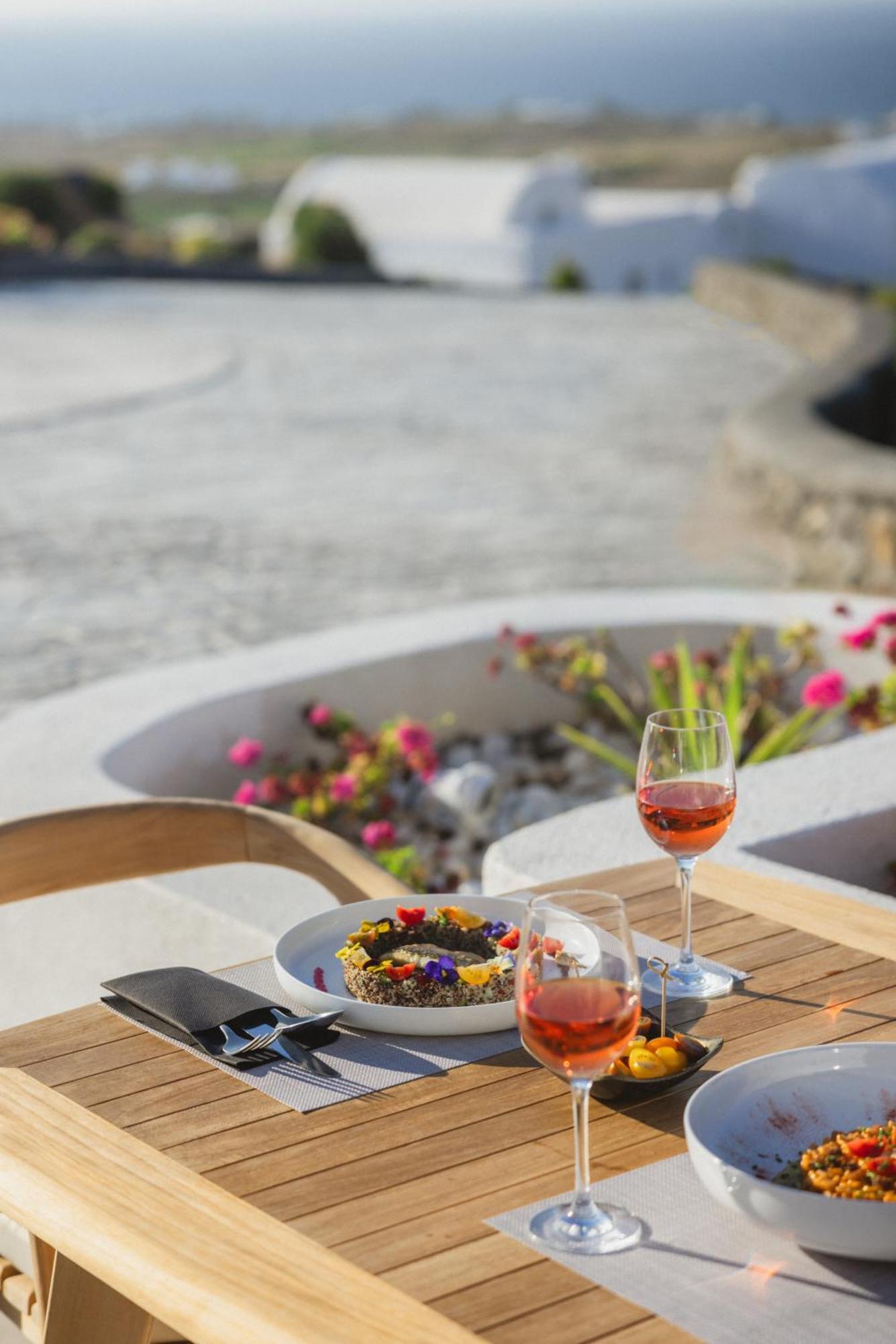 Danae Santorini 4* Oia (Santorini)