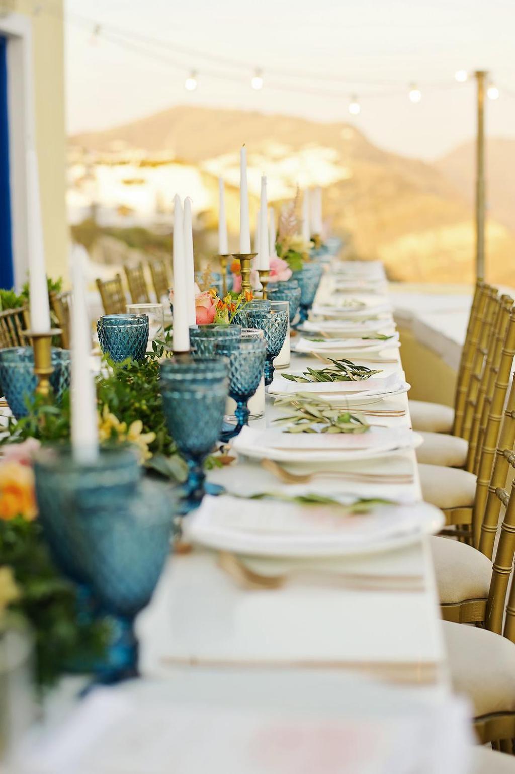 Villa Ilivatos - Elegant On The Caldera's Edge *