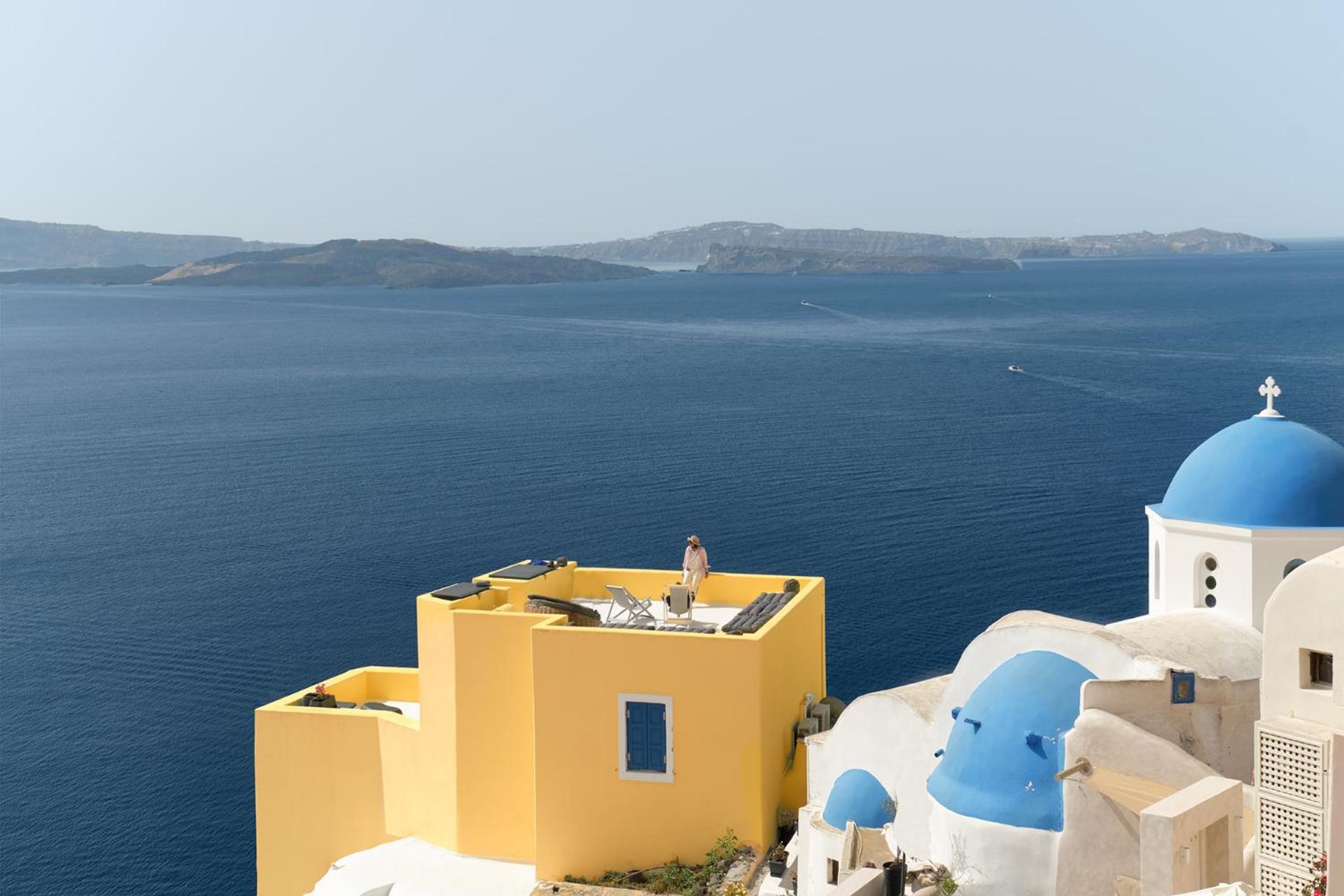 Ilivatos - Elegant On The Caldera's Edge Villa *