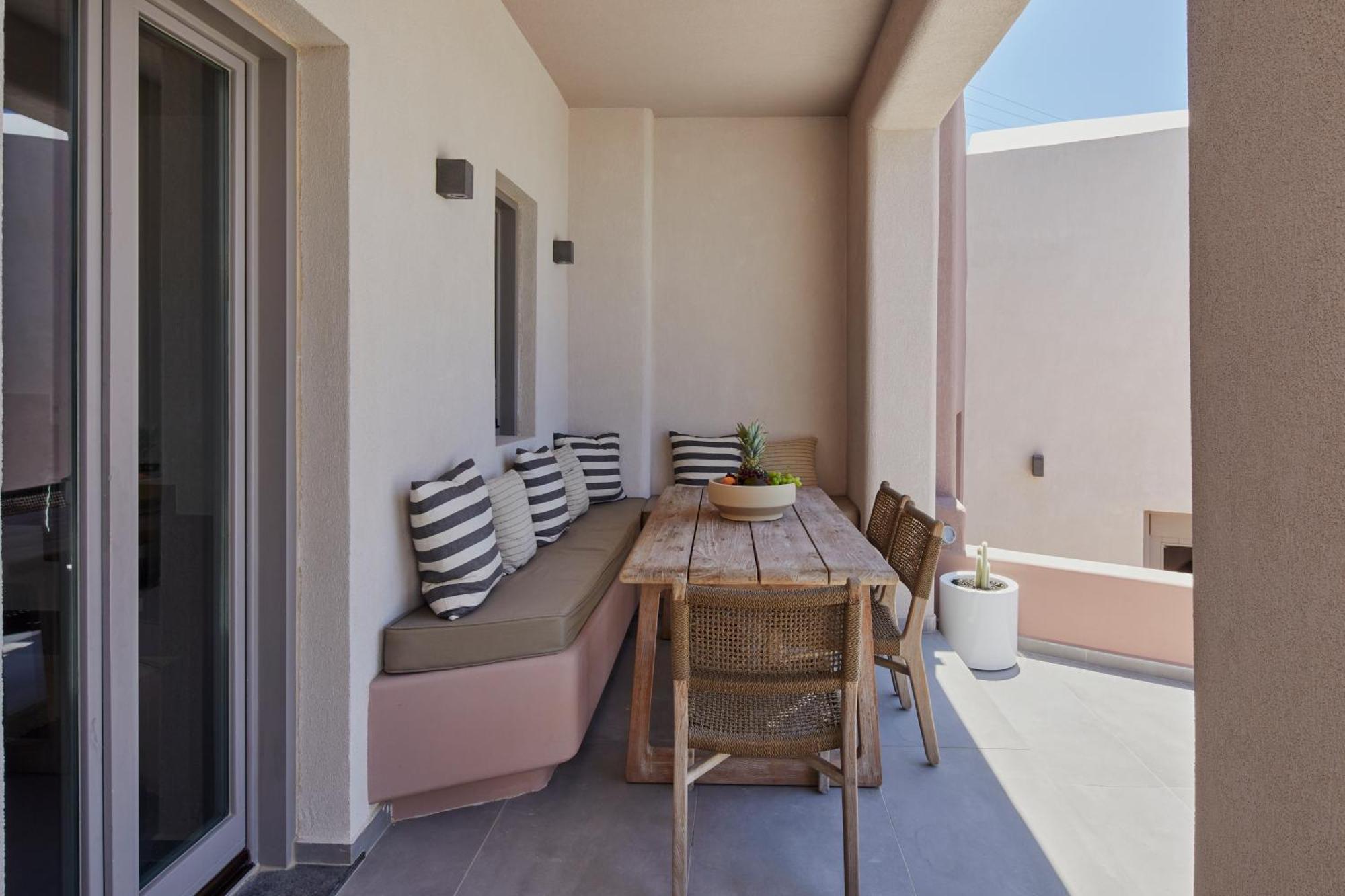 Myst Boutique 4* Oia (Santorini)