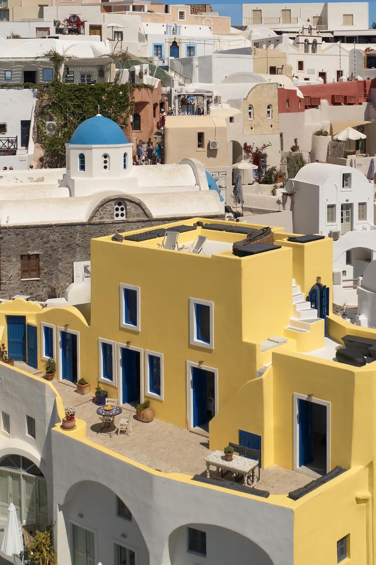 Villa Ilivatos - Elegant On The Caldera's Edge Oia (Santorini)