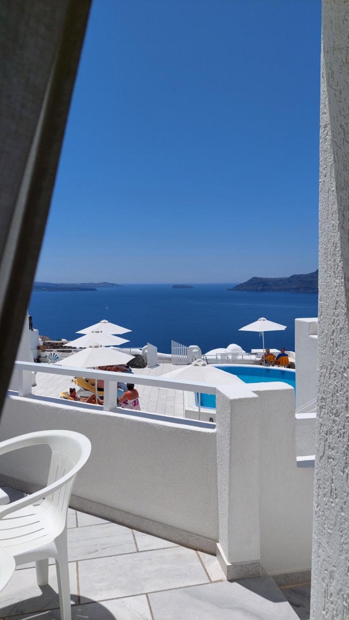 Olympic 3* Oia (Santorini)