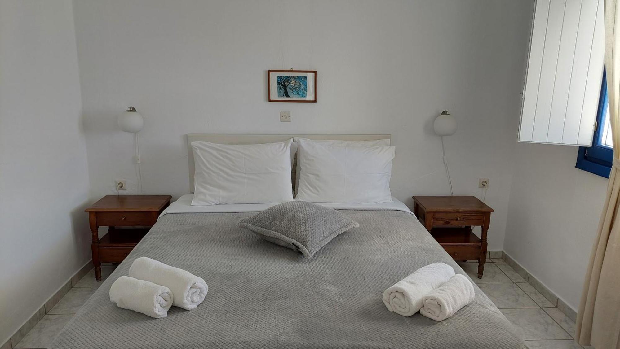 Olympic 3* Oia (Santorini)