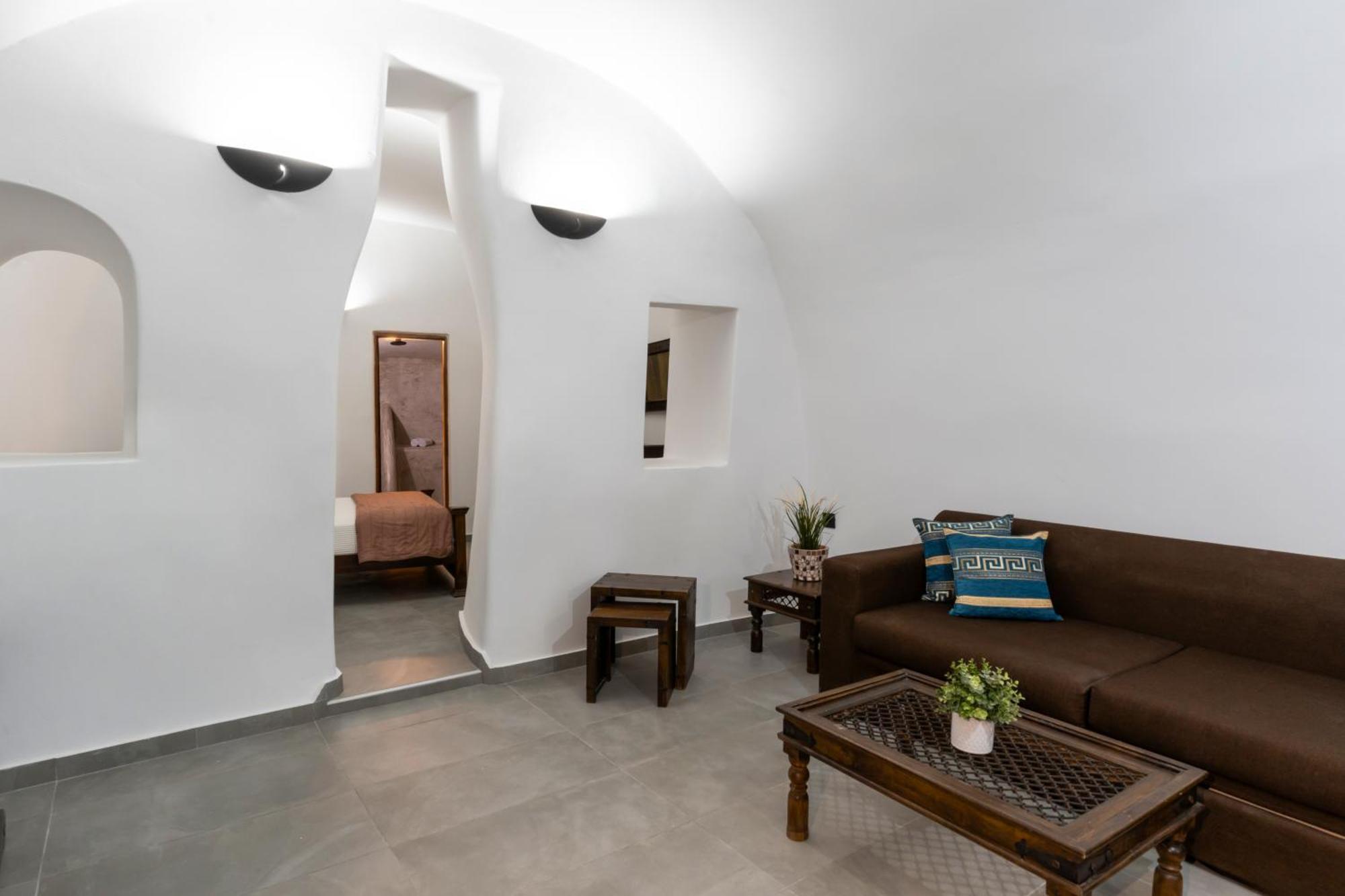 Enalion Guest house Oia (Santorini)