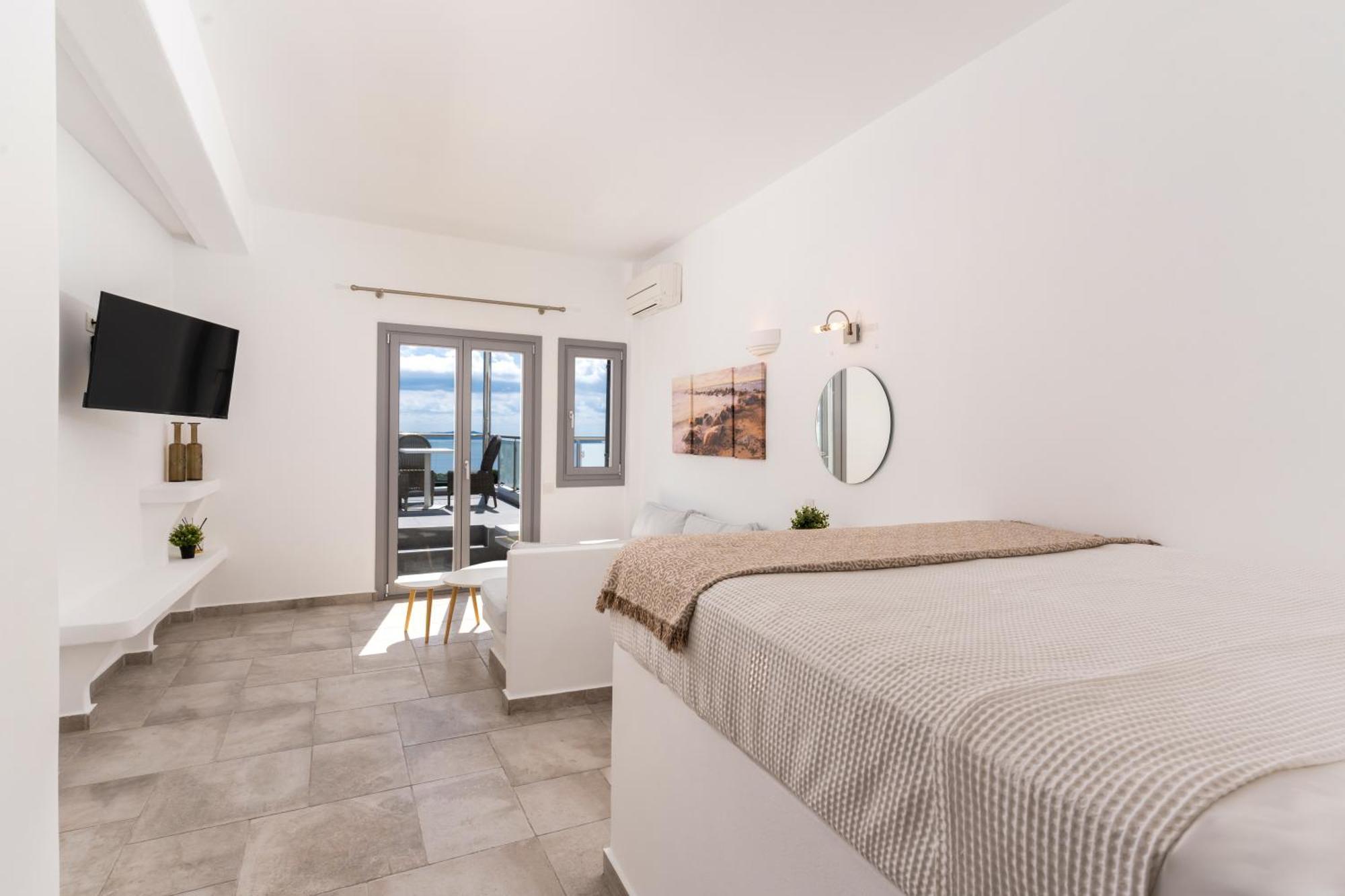 Apartment Enalion White