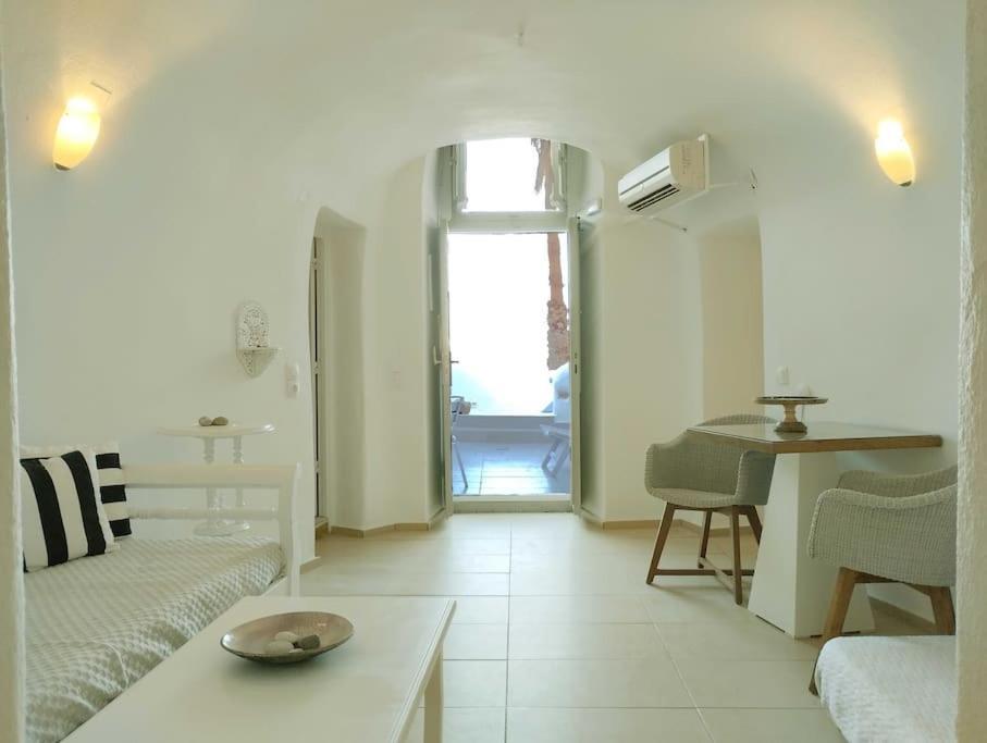 Holiday home Hideaway Cave House Oia (Santorini)
