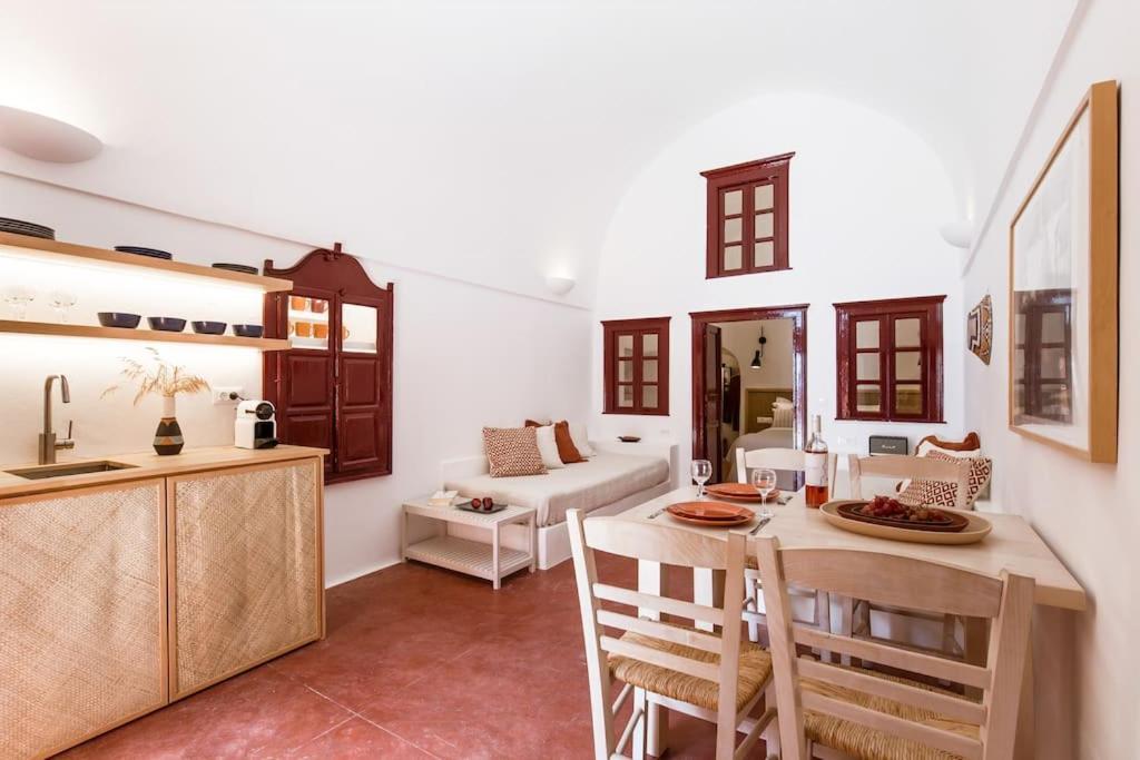 Terracotta Cave House Holiday home
