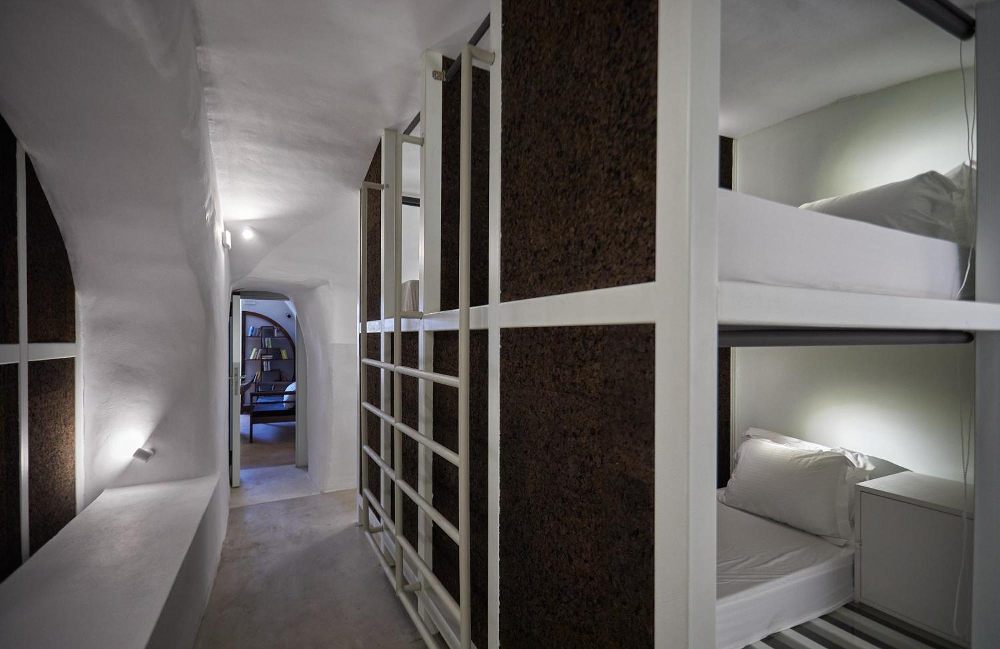 Hostel 16