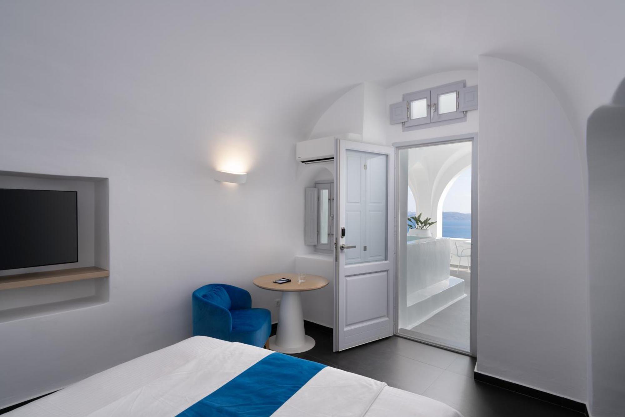 Katikies Santorini - The Leading Of The World Hotel