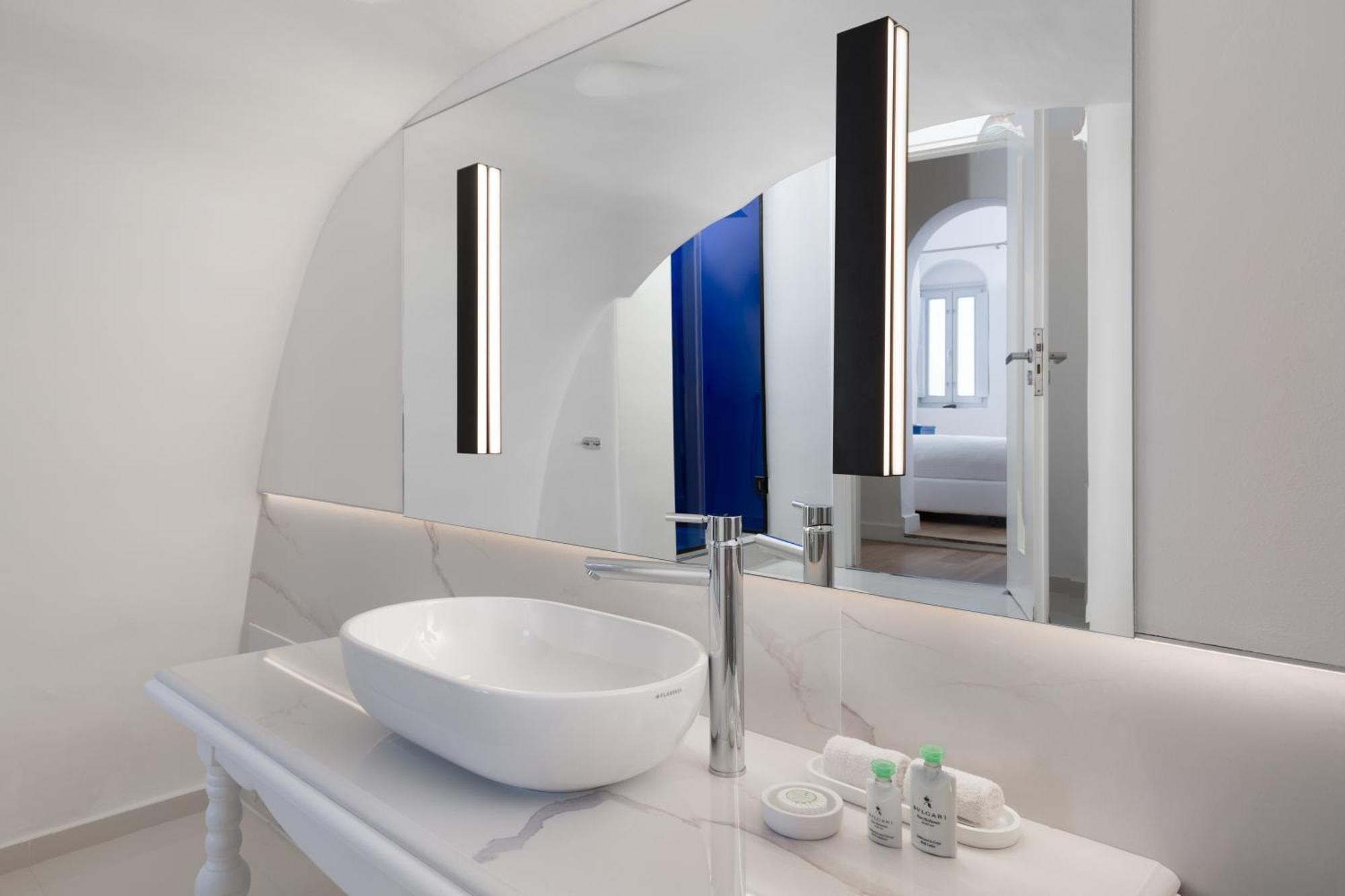 Katikies Santorini - The Leading Of The World Hotel Oía