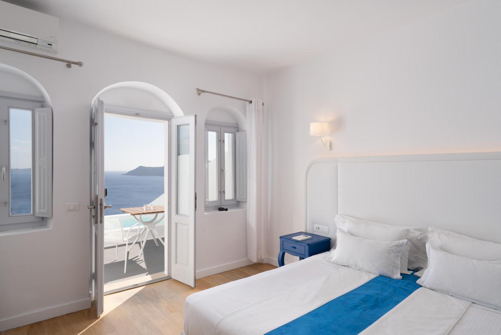 Hotel Katikies Santorini - The Leading Of The World