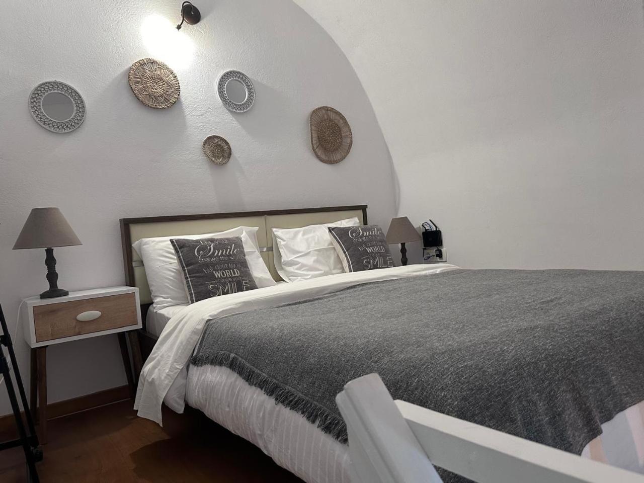 Mare Nostrum Santo Apartment Oia (Santorini)