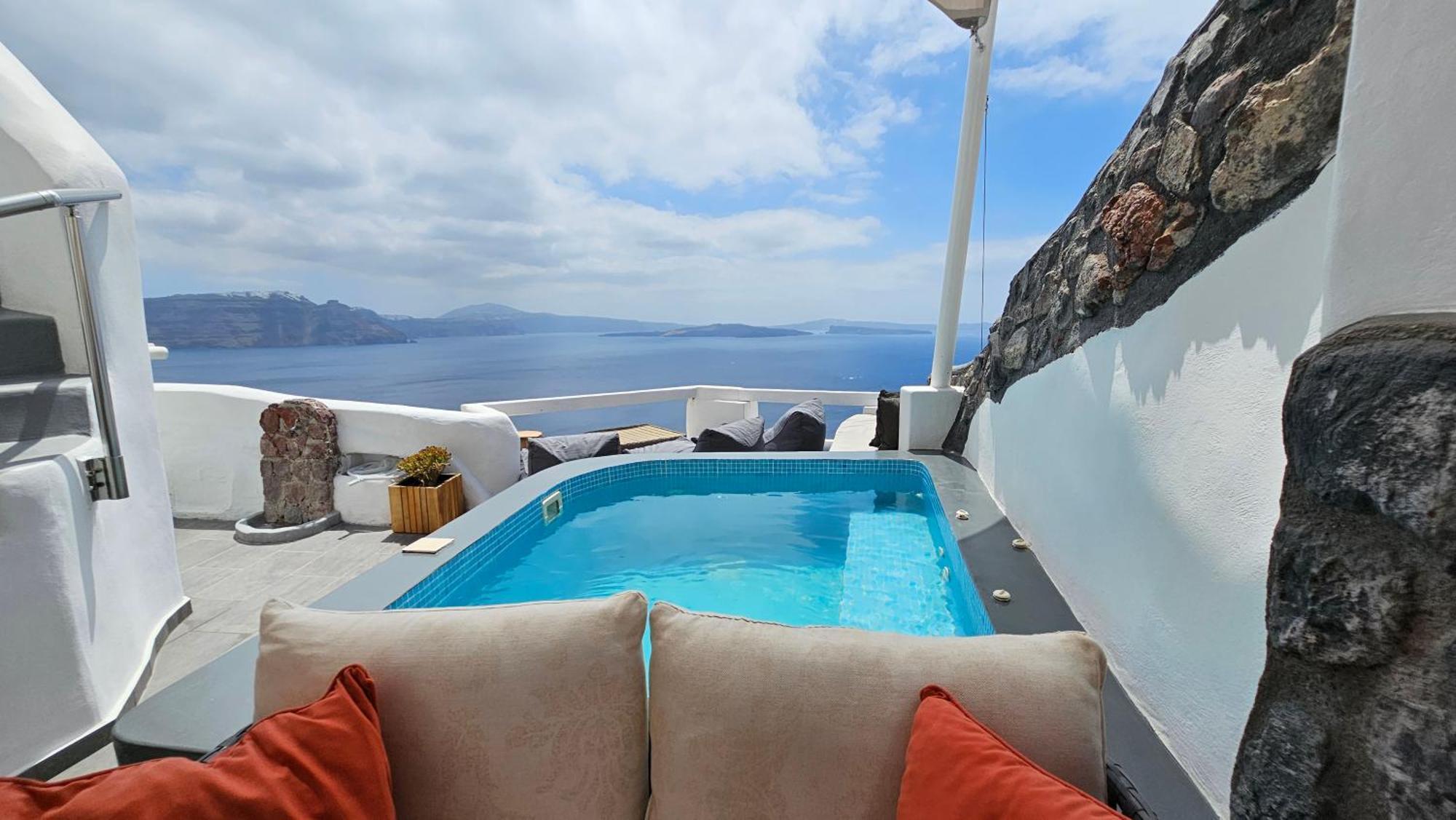 Villa Aqua & Terra Traditional Cave Oia (Santorini)