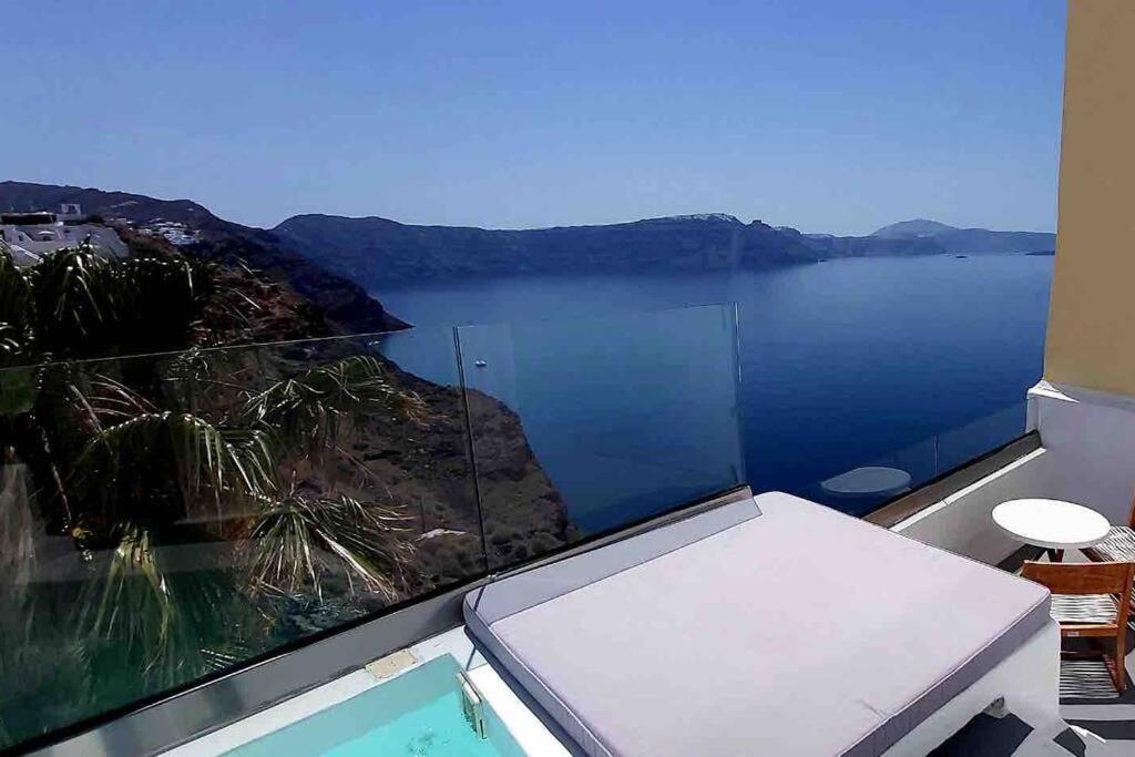 La Petite In -volcano View