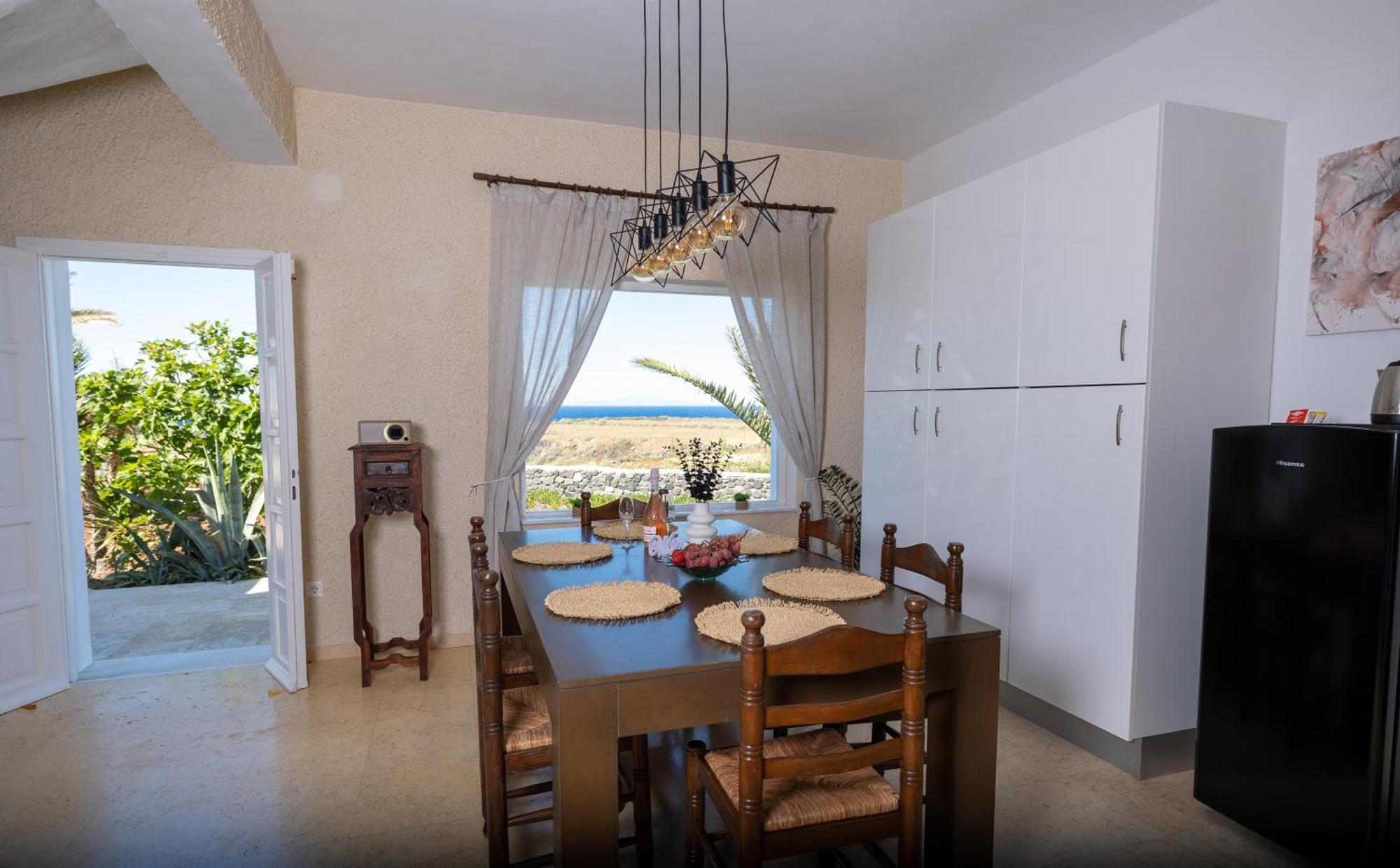 Sunset Luxury * Oia (Santorini)