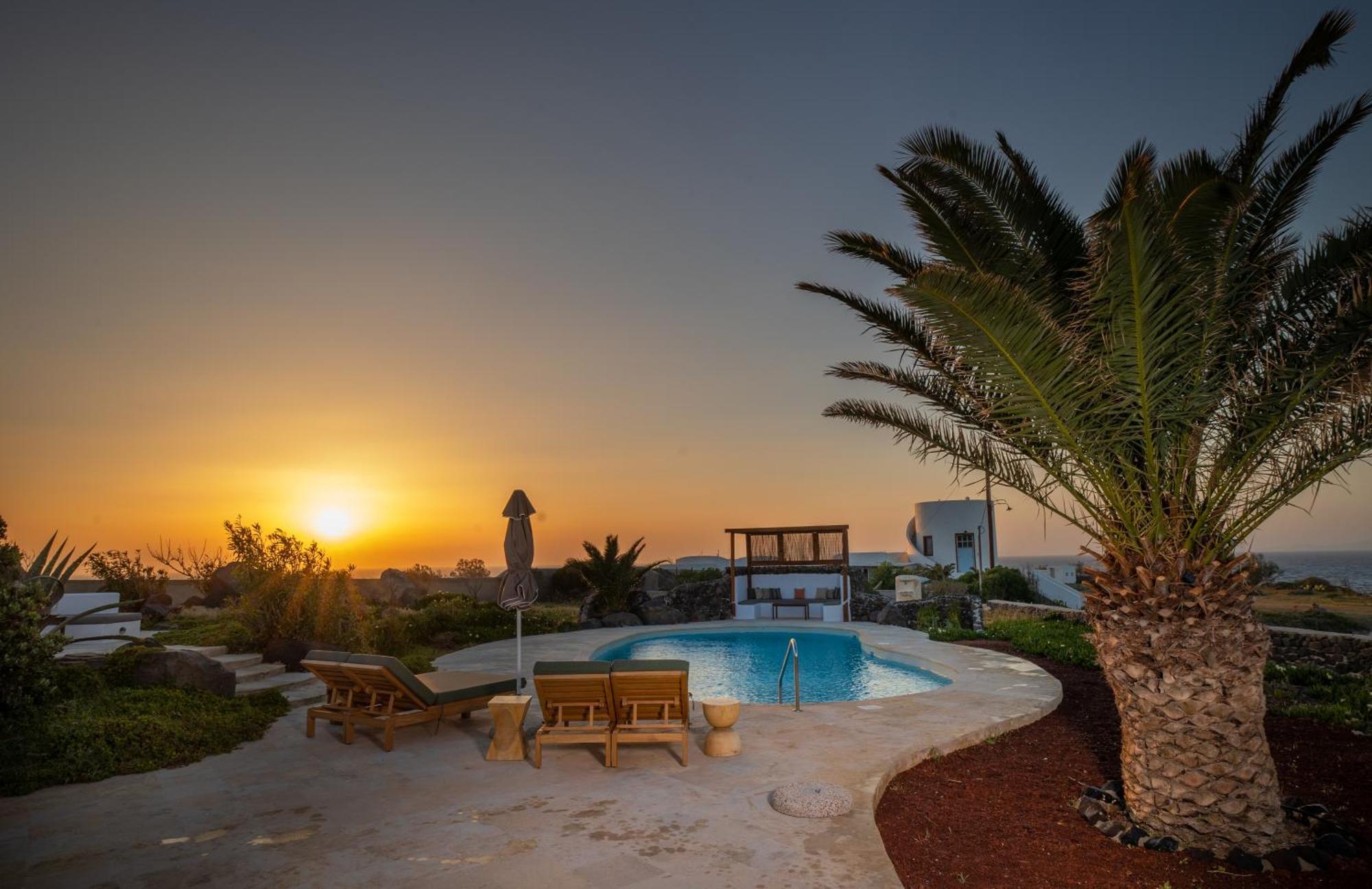 Sunset Luxury Villa *