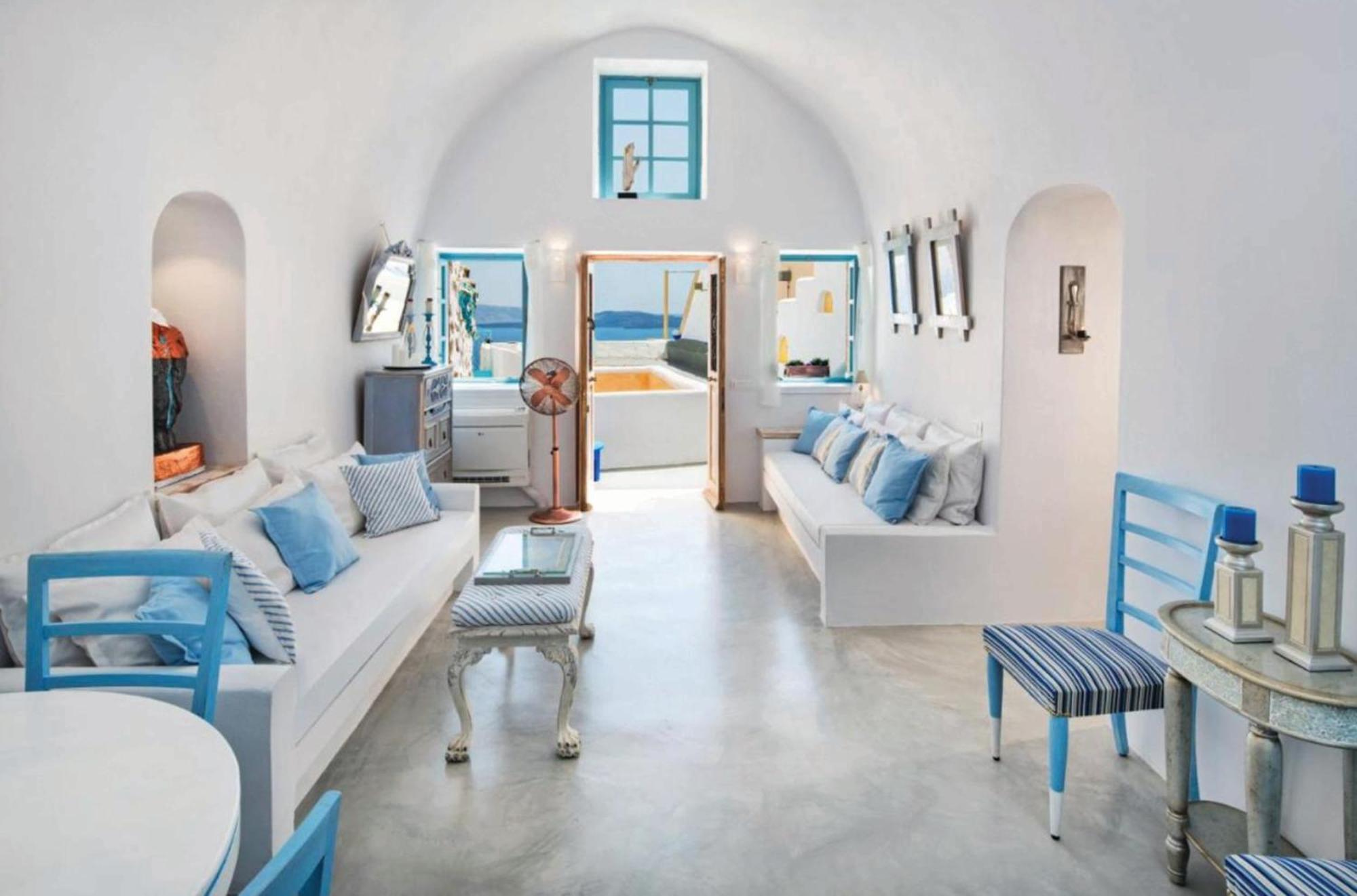 Everblue Cave House By Thireon Oia (Santorini)