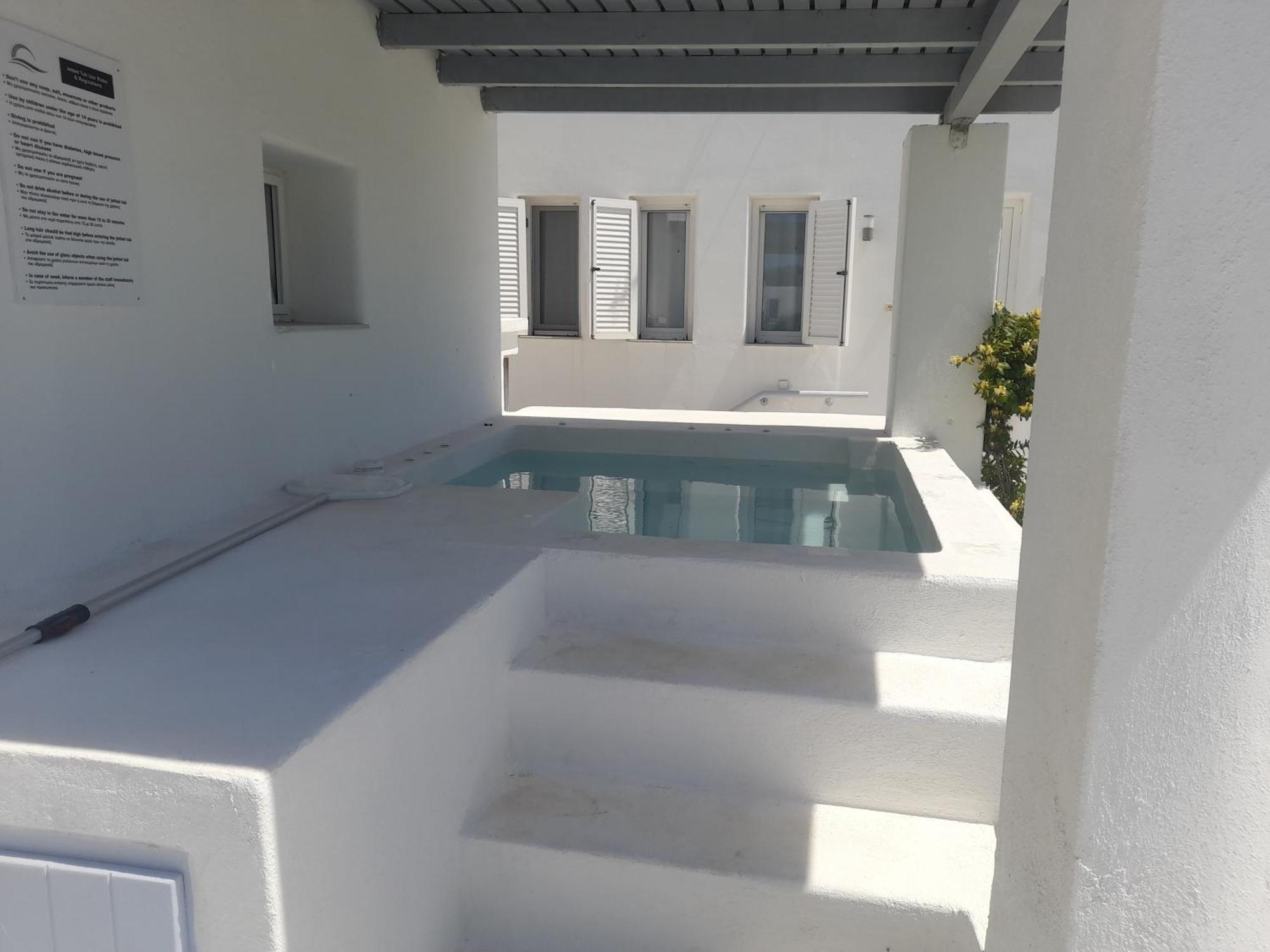 Sea Paradise - Seaside & Private Jacuzzi