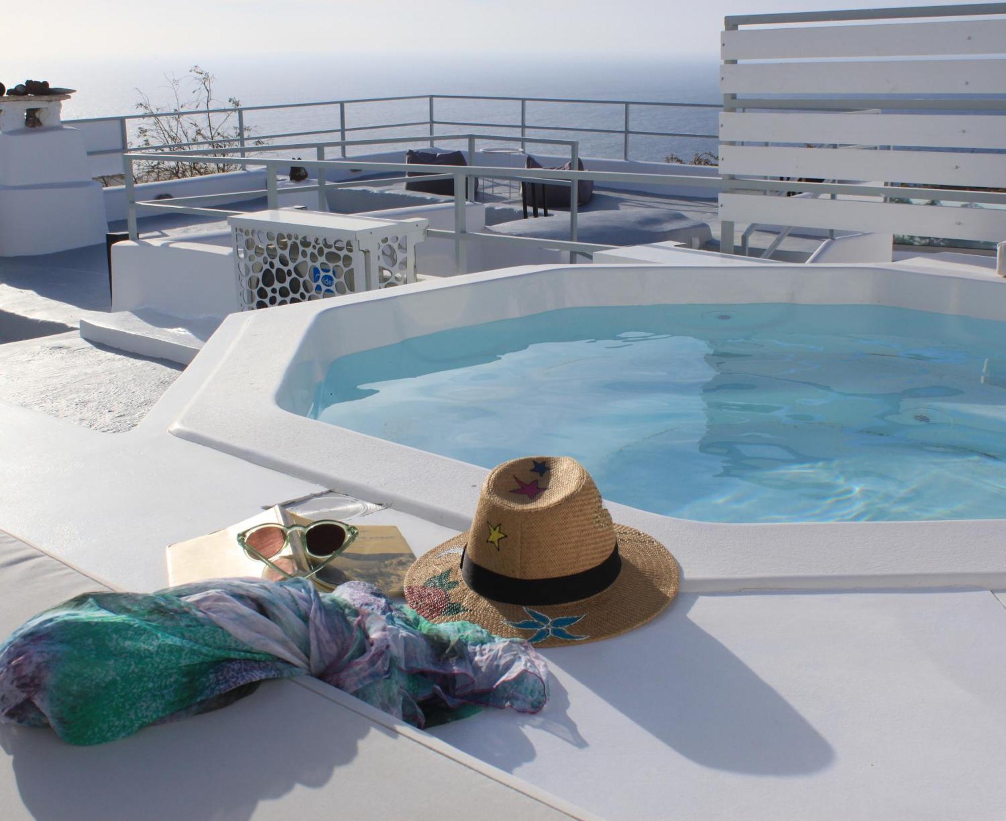 Aparthotel Outopoia Cave Oia (Santorini)