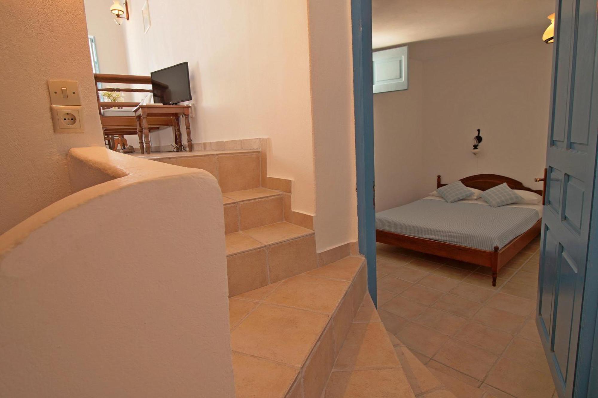 Aparthotel Aethrio