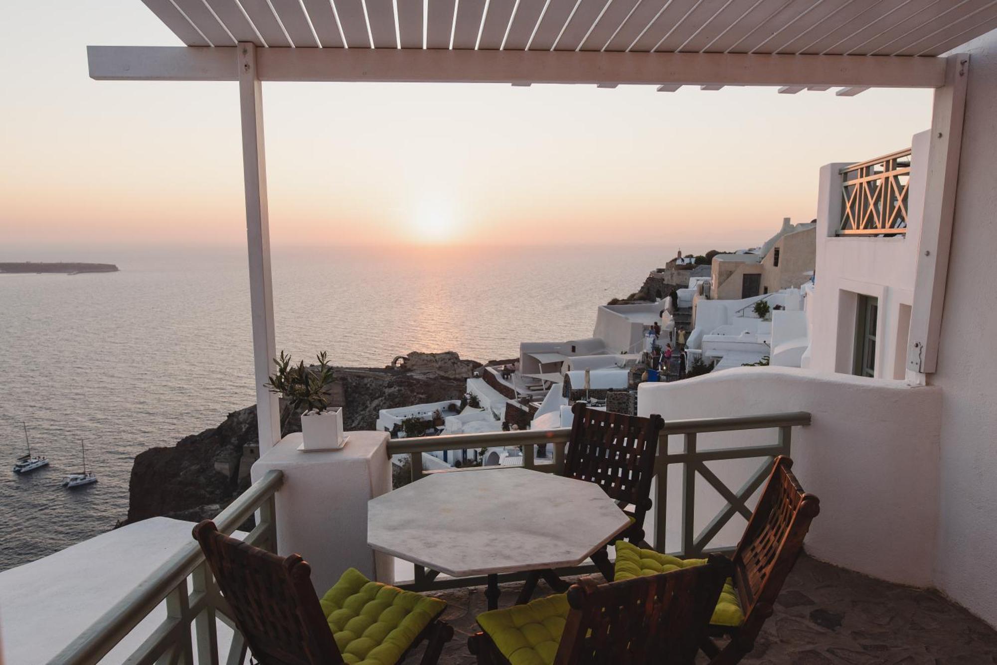 Fanari Hotel Oia (Santorini)