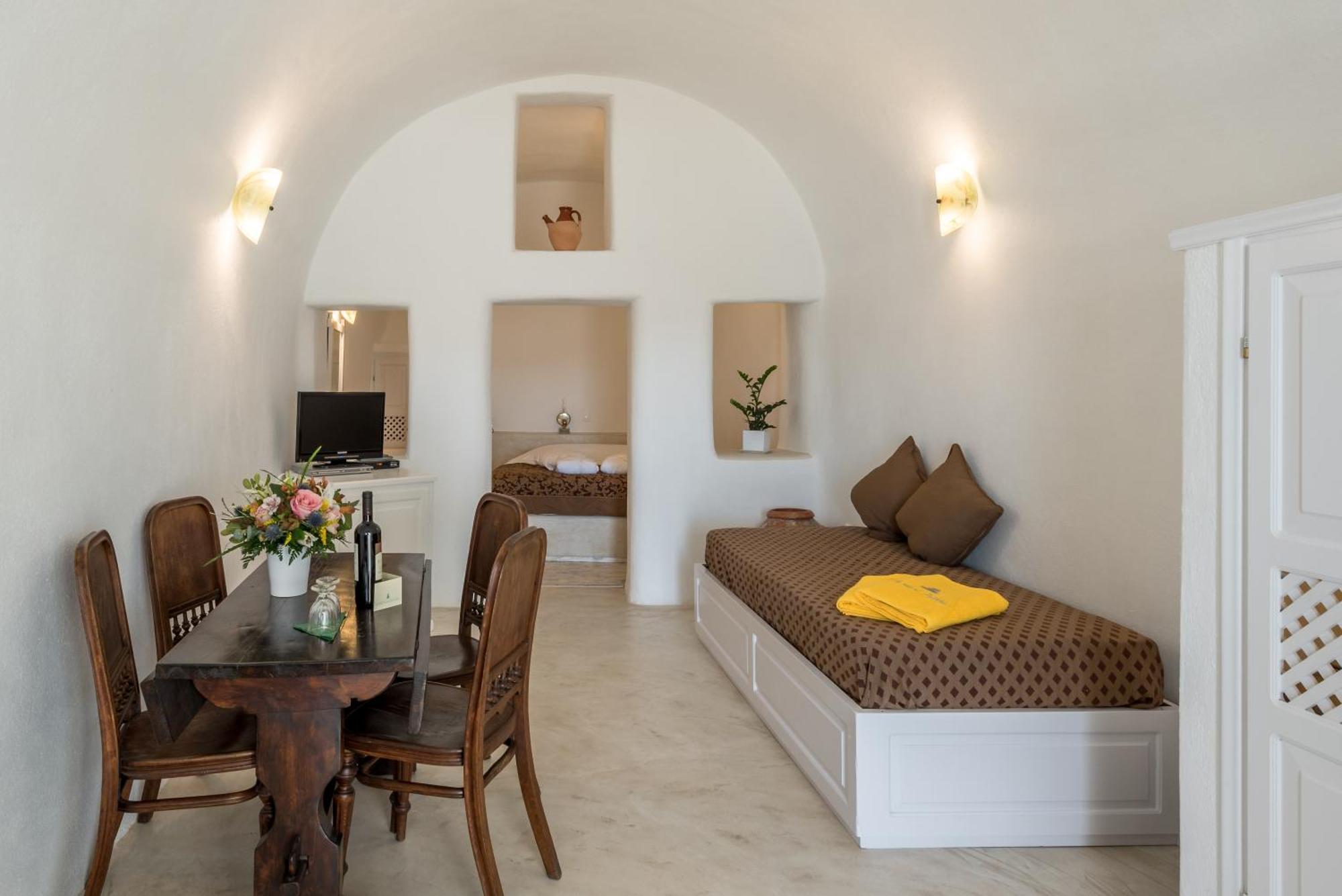 Fanari Hotel 4*