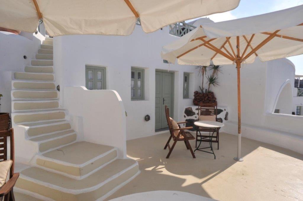 Fanari Hotel Oia (Santorini)