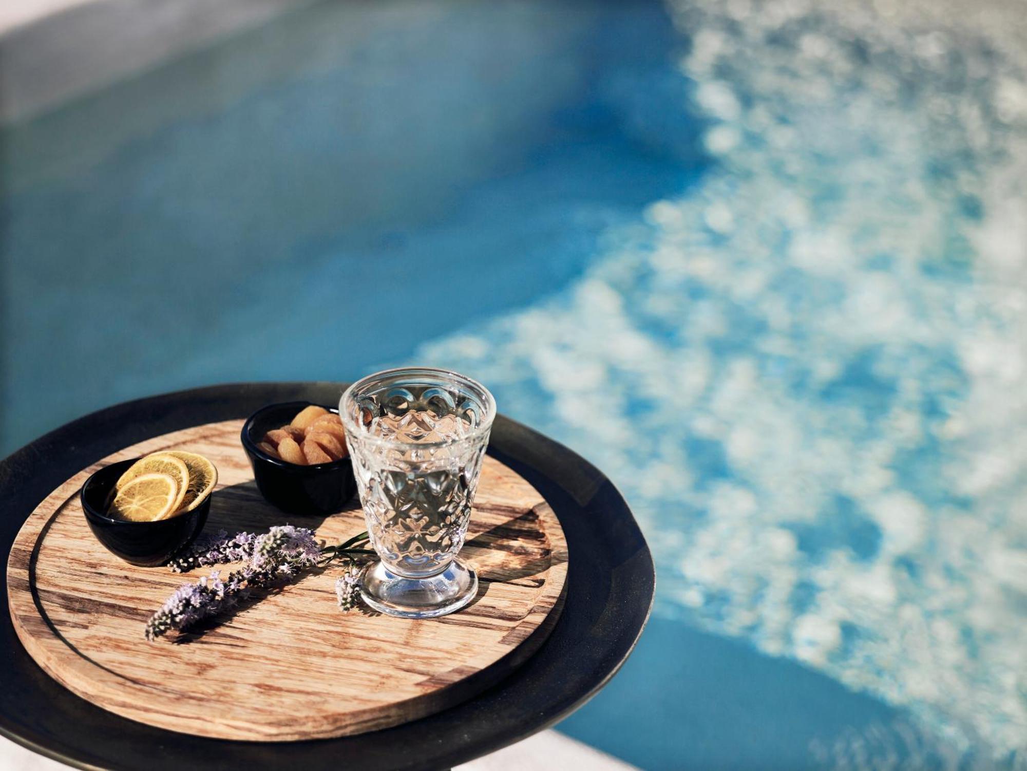 Santo Pure & Hotel Oia (Santorini)
