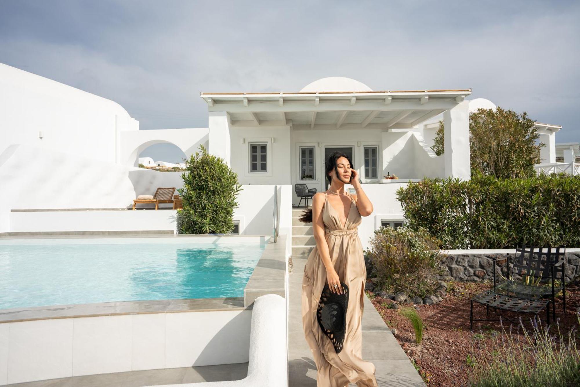 Sunset Villa *