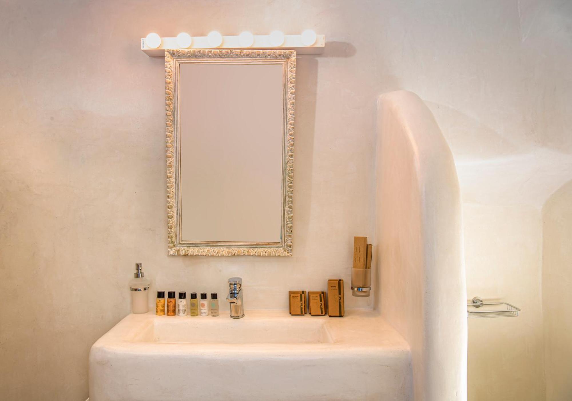 Villa Anemi House & Oia (Santorini)