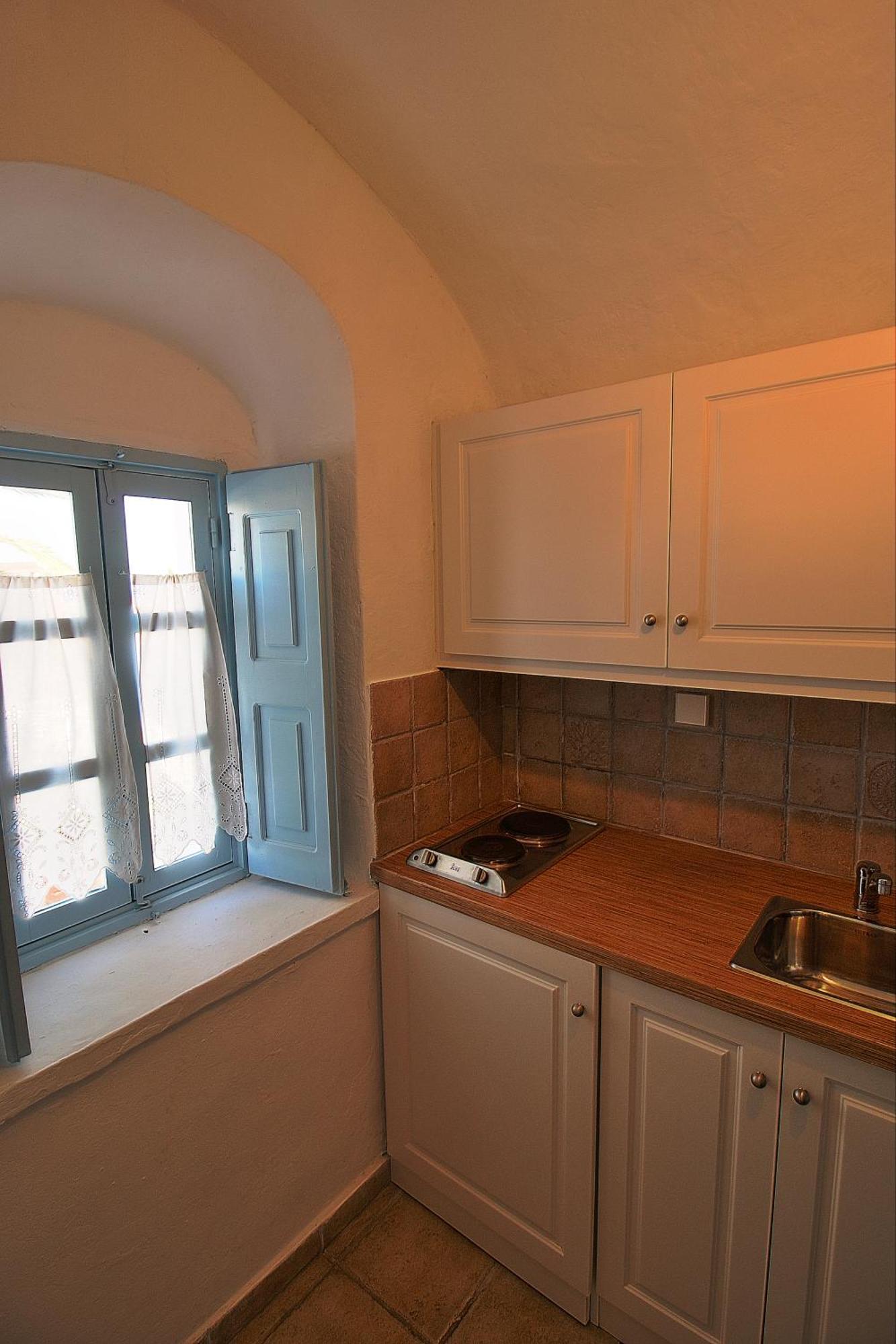 Aethrio Sunset Village -