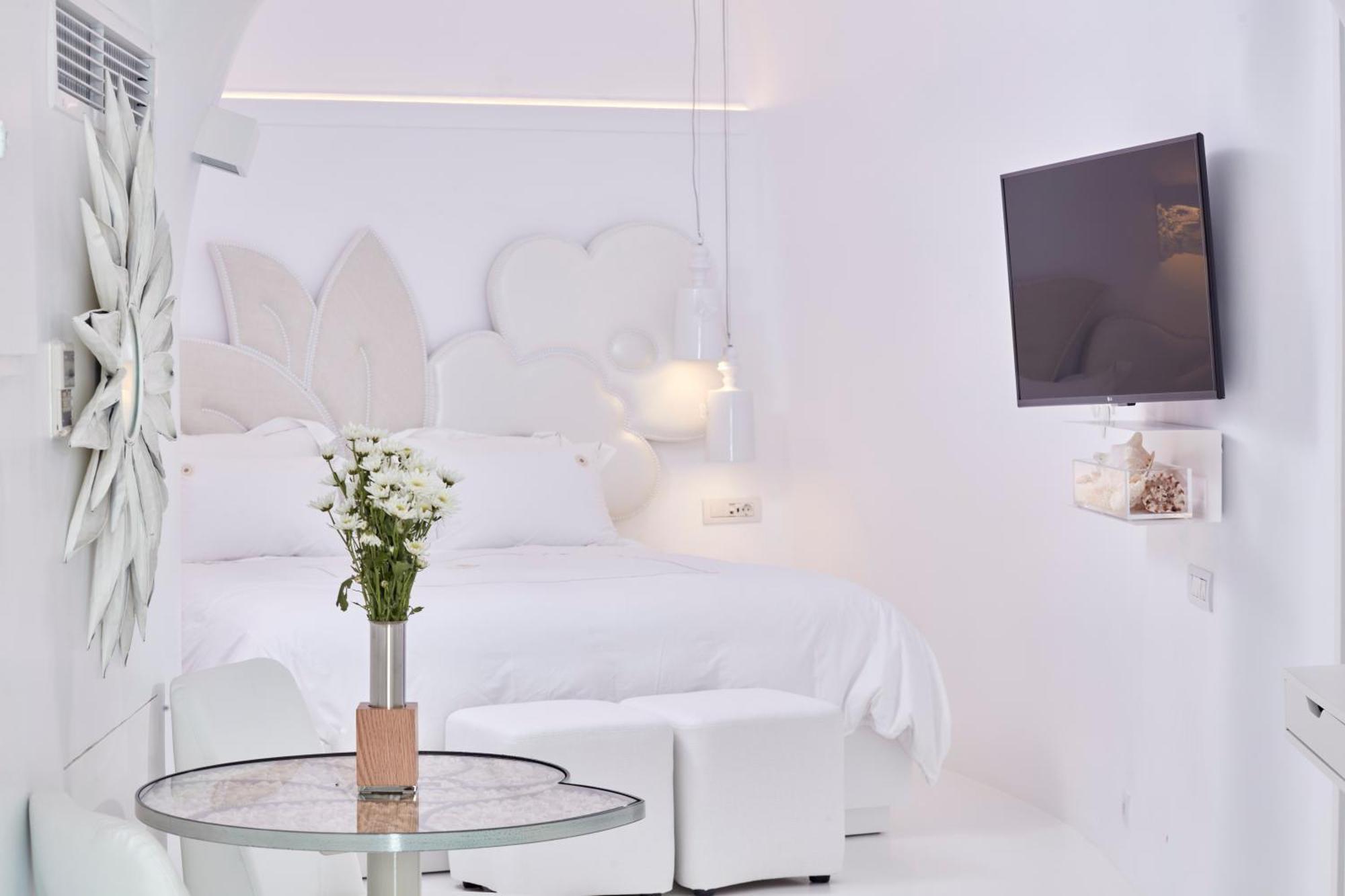 Canaves Sunday Hotel 5*