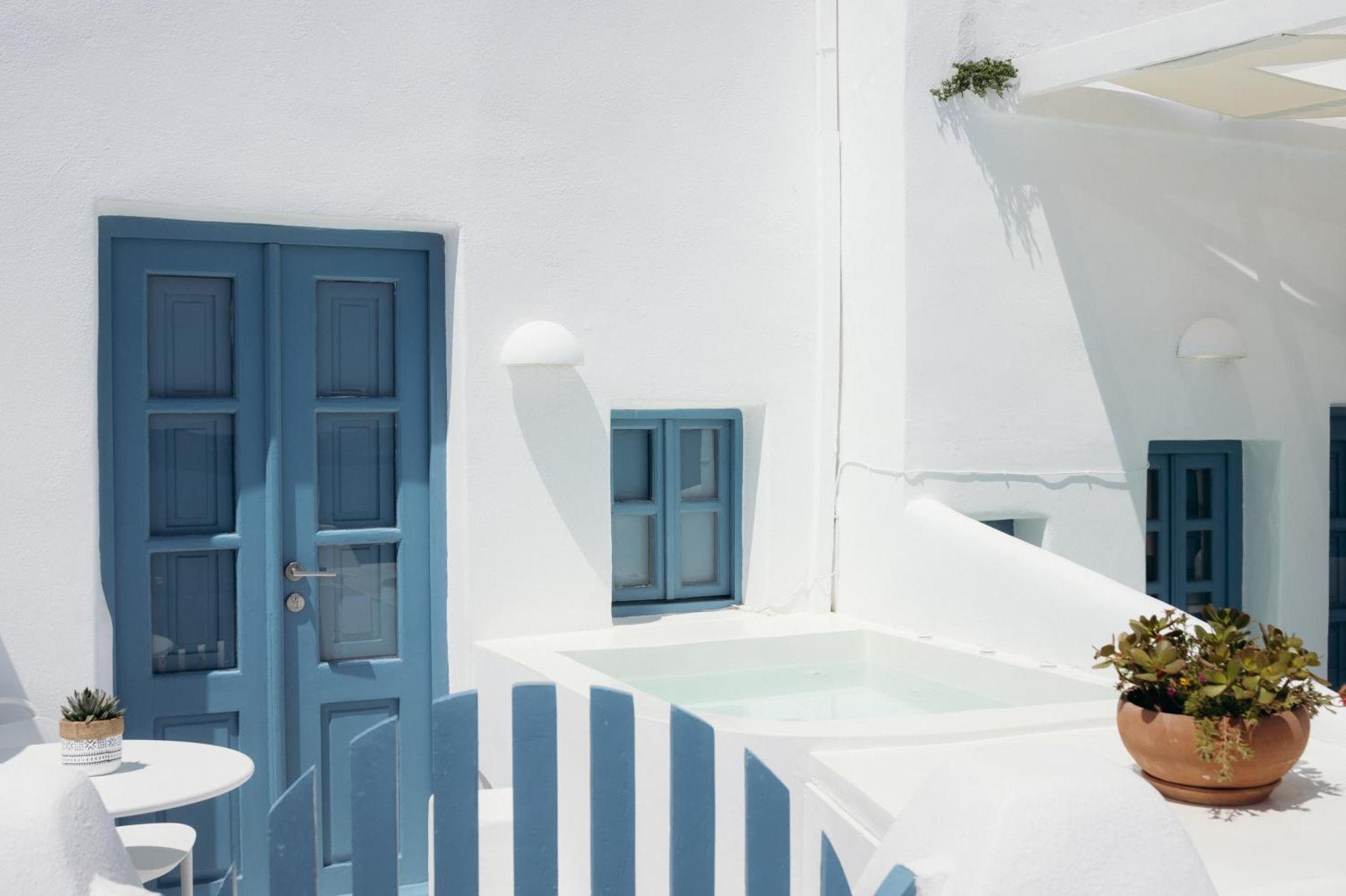 Nano Armonia * Oia (Santorini)
