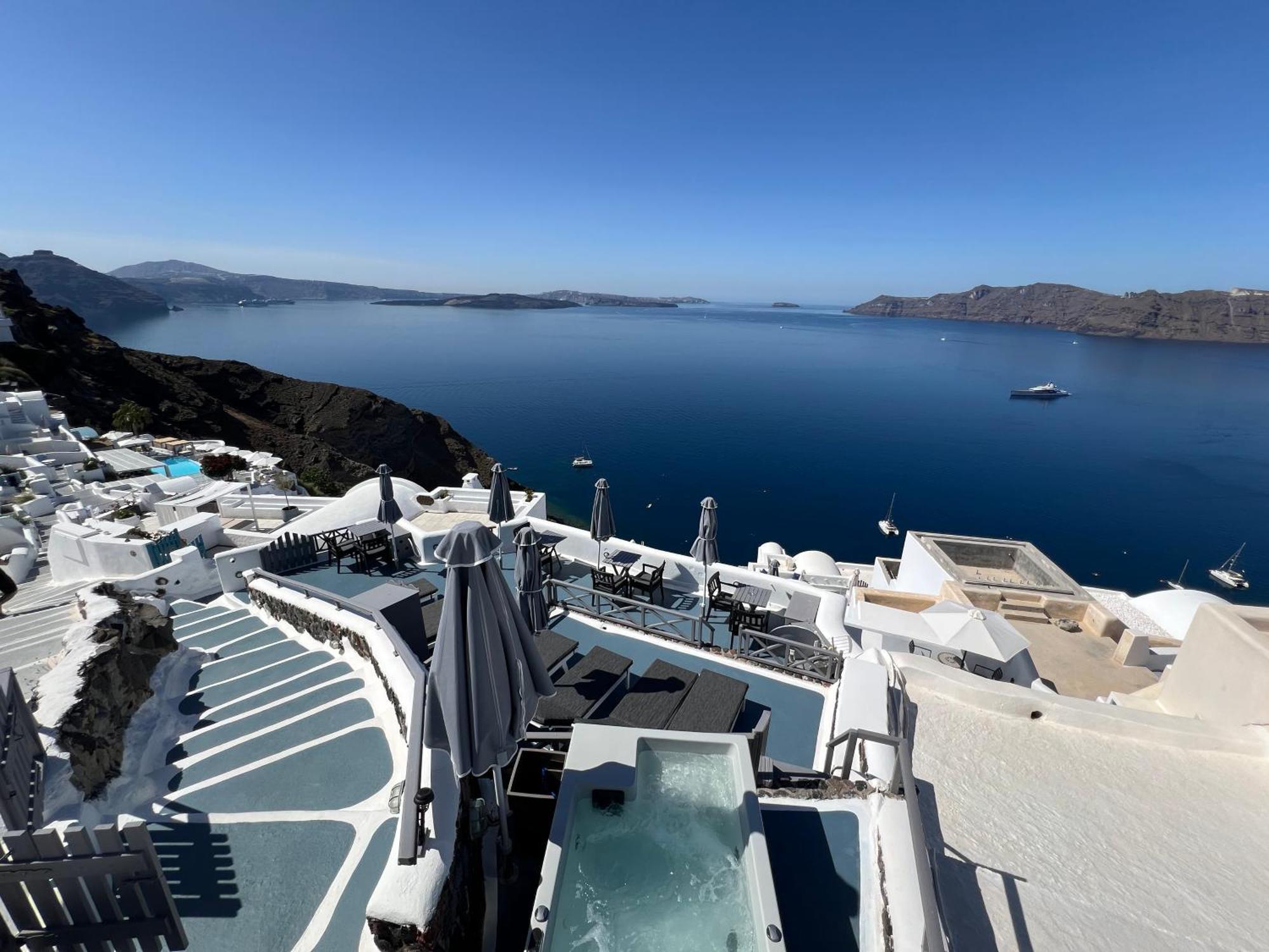 Aspa 3* Oia (Santorini)