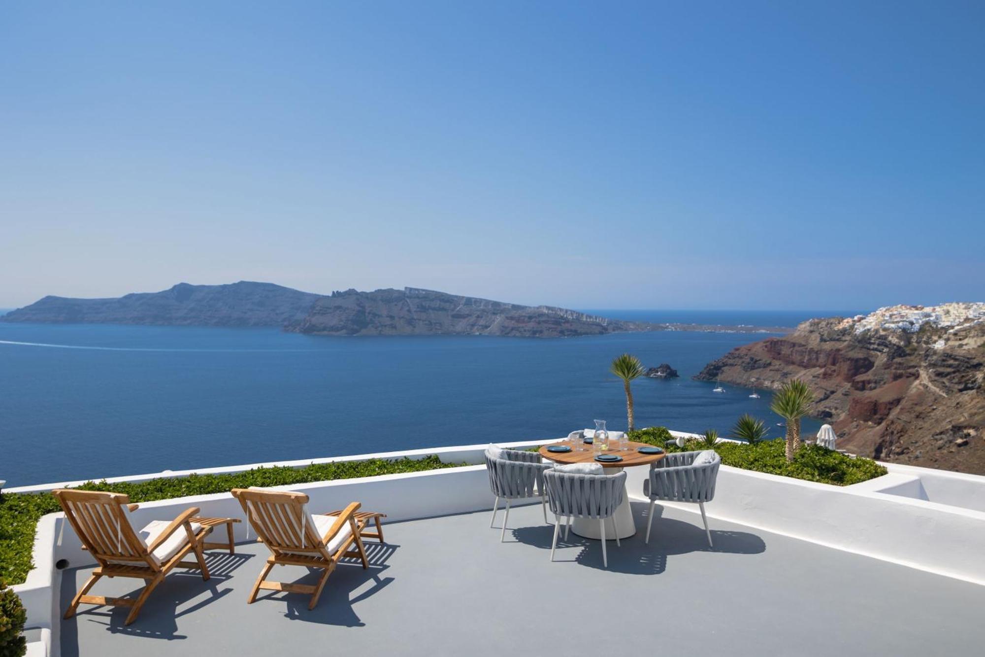 Hotel Ikies Santorini