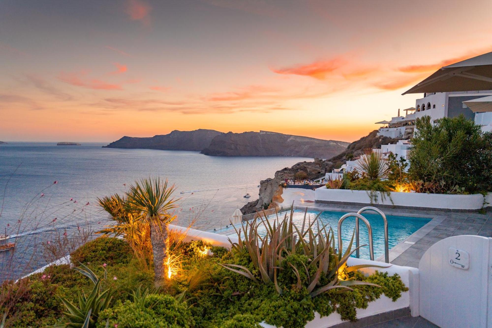 Santorini Secret & Spa, Small Luxury Of The World (adults Only) Hotel