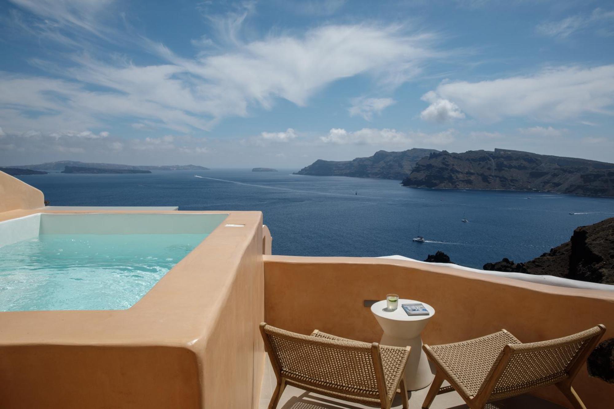 Annouso With Hot Tub By Caldera