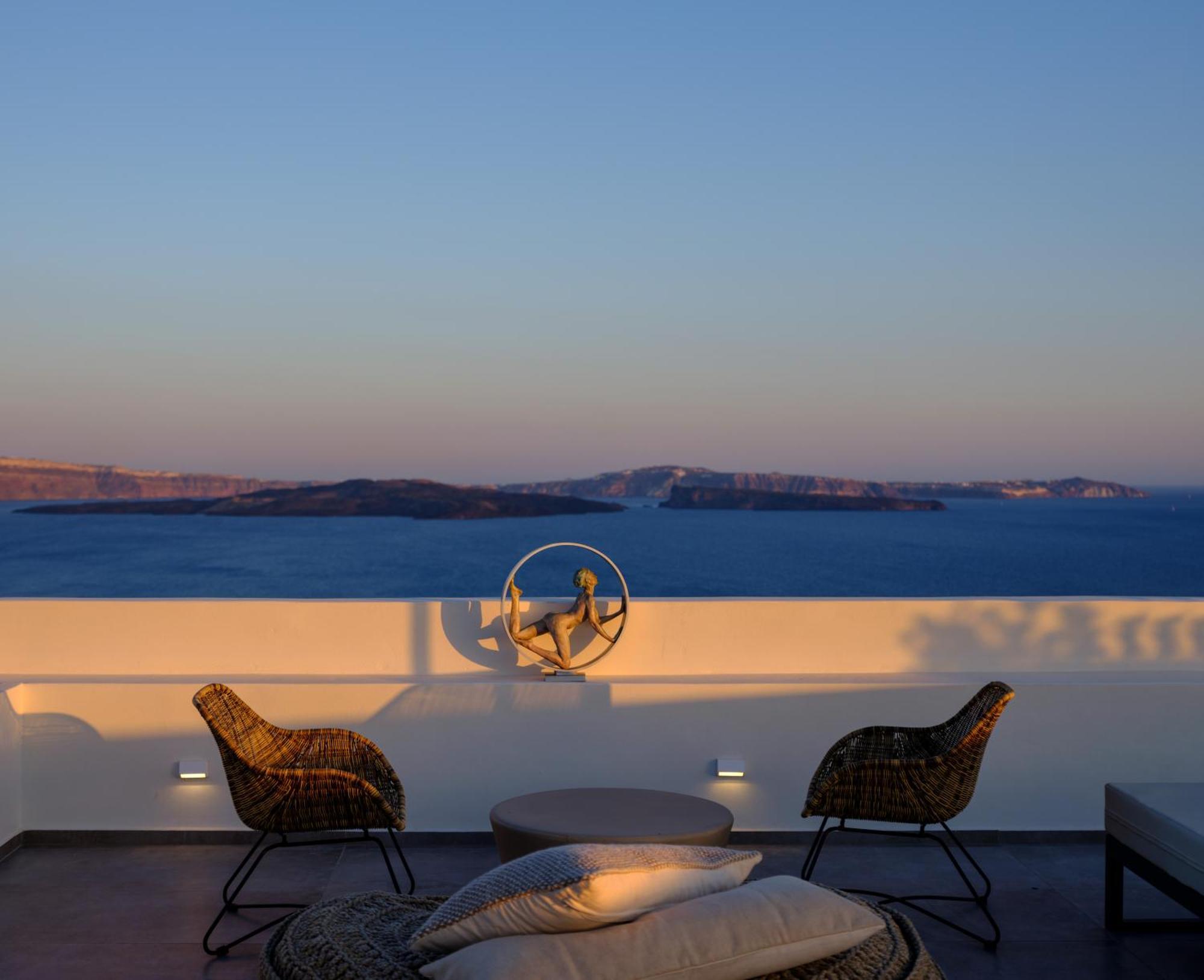 Treasures Art Apartment
