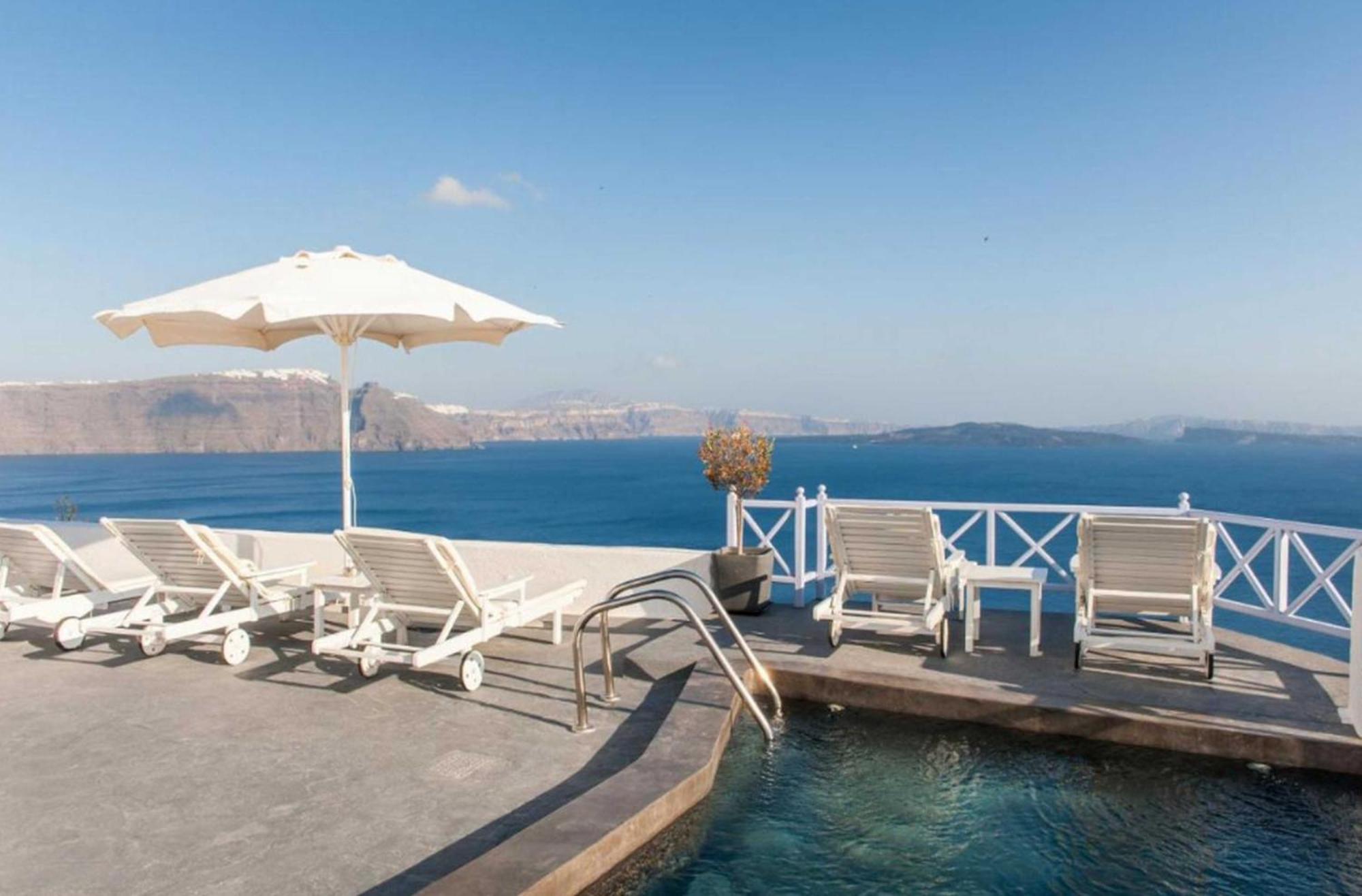 Villa Charming Santorini Yagos 1 Bedroom Min, Children Age 12 Years Private Furnished Balcony With Hot Tub Overlooking The Sea , *