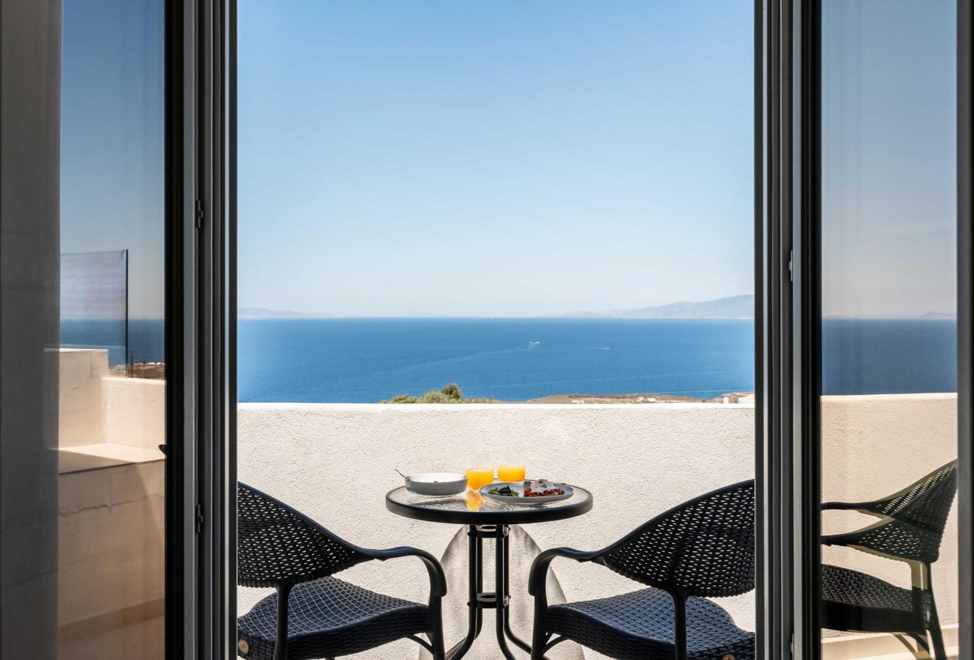 Phos * Oia (Santorini)