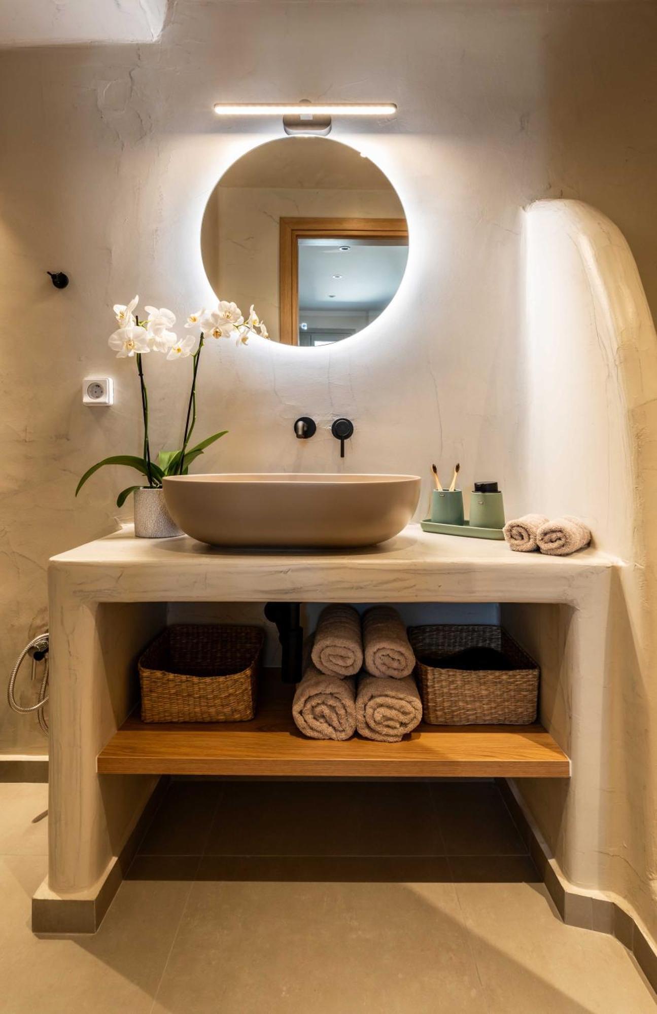 Phos Oia (Santorini)