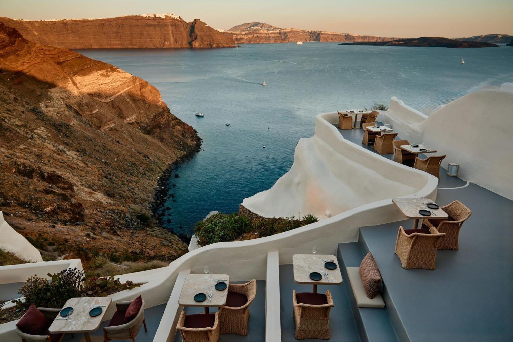 Mystique, A Luxury Collection Hotel, Santorini (adults Only)