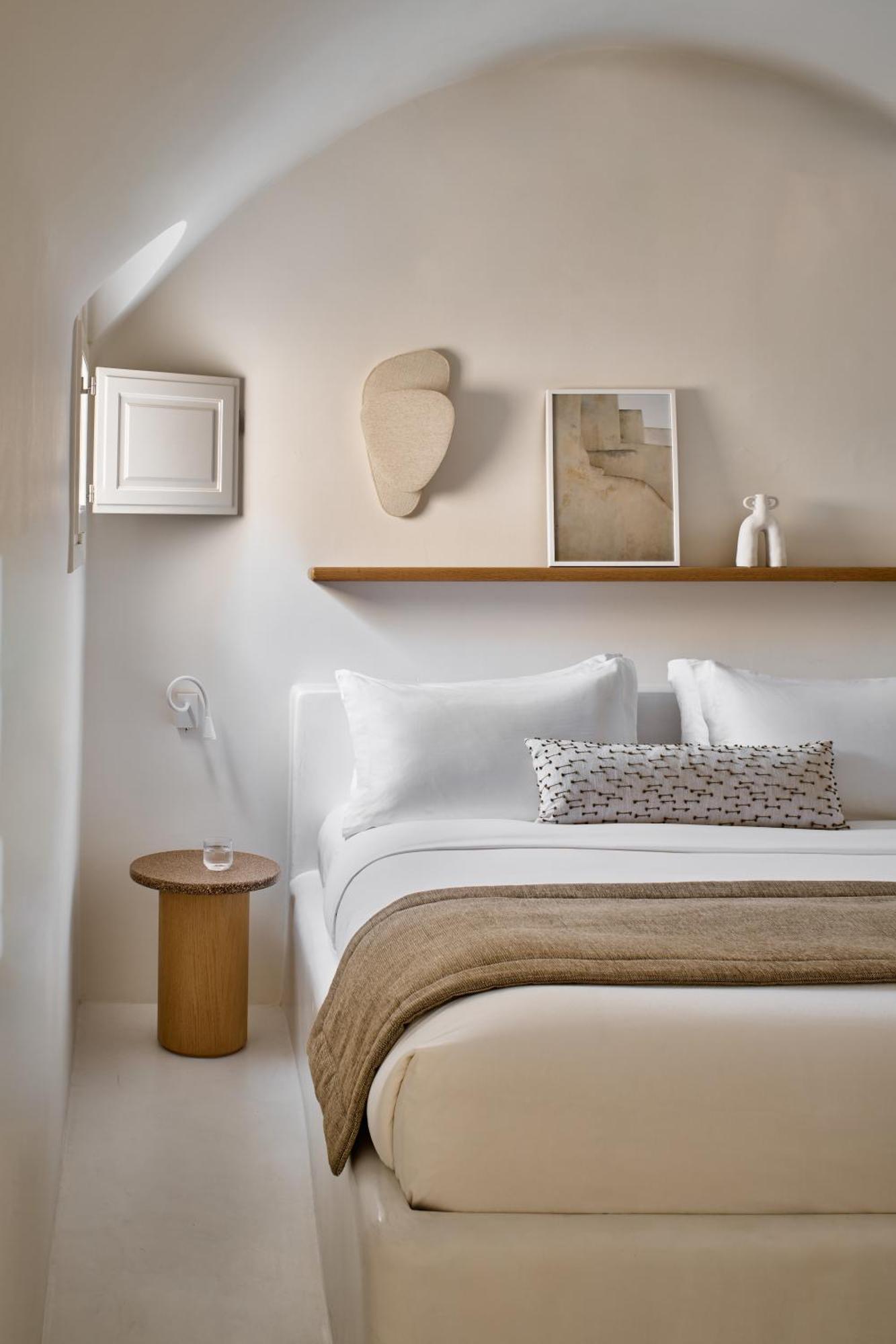 Mystique, A Luxury Collection Hotel, Santorini (adults Only) 5*