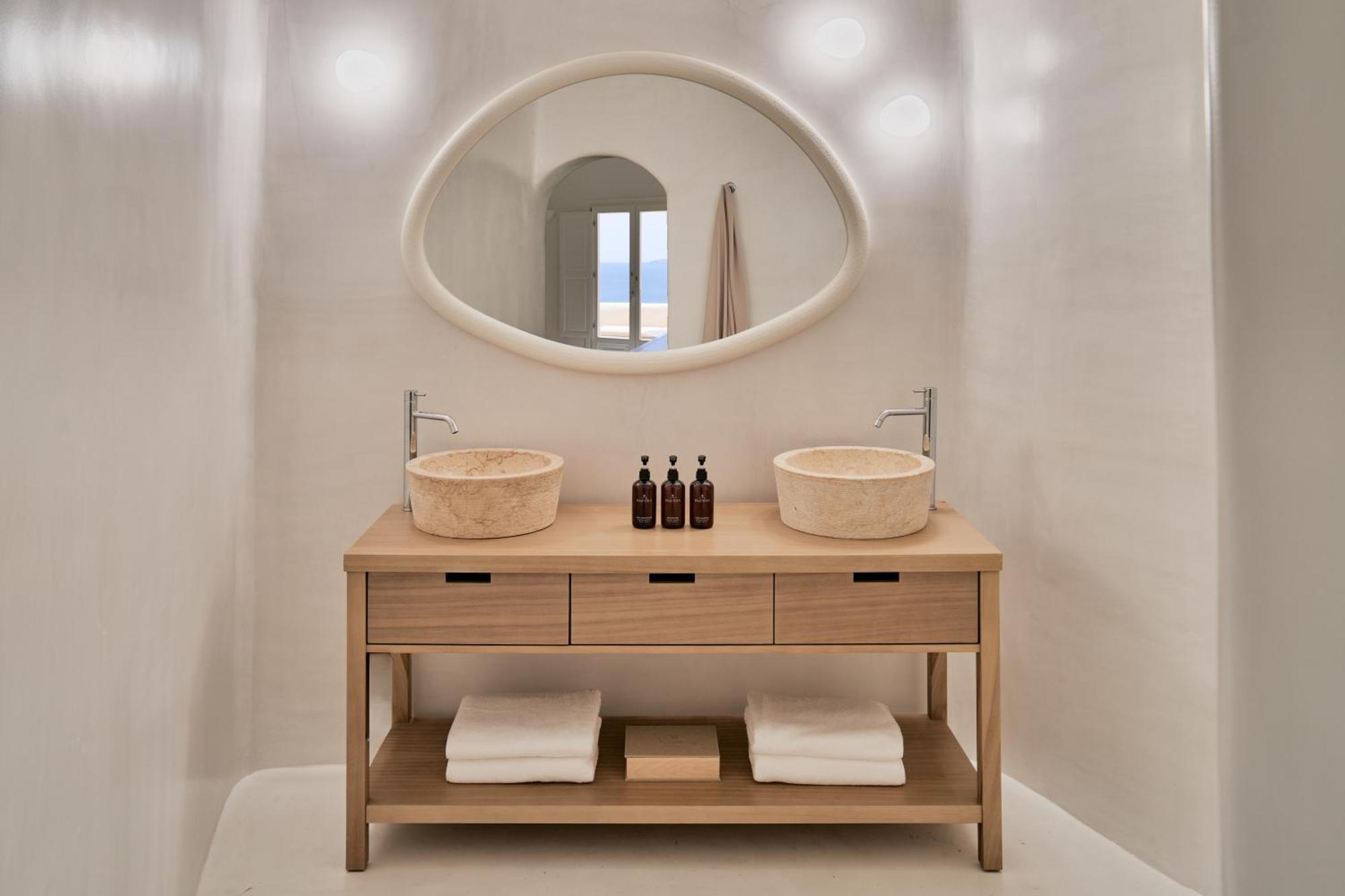 Mystique, A Luxury Collection Hotel, Santorini (adults Only) Hotel 5*