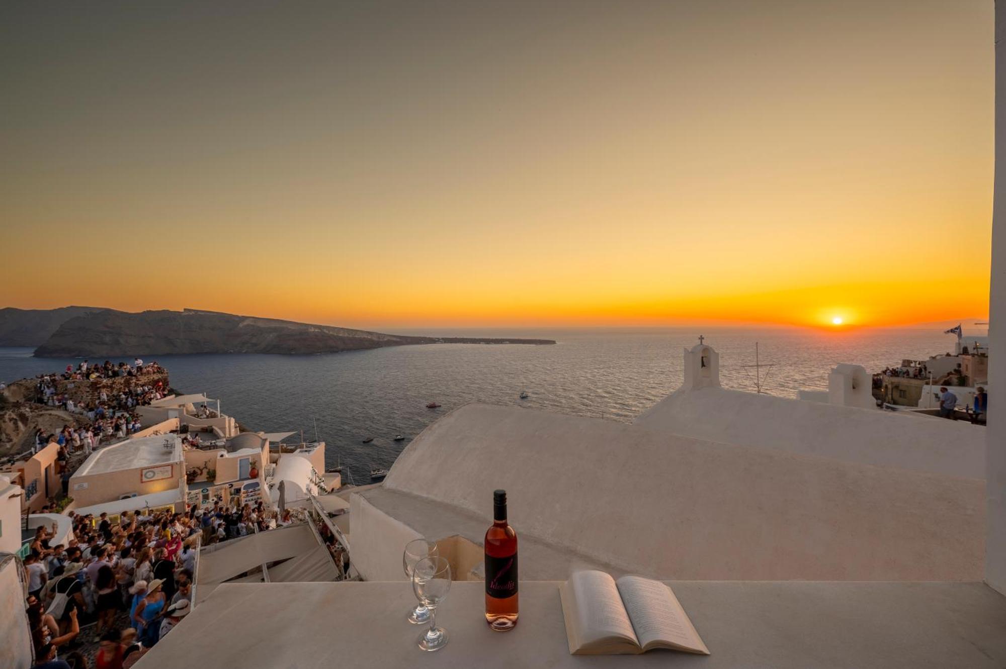 Sole D'oro Sunset & Caldera View Grand