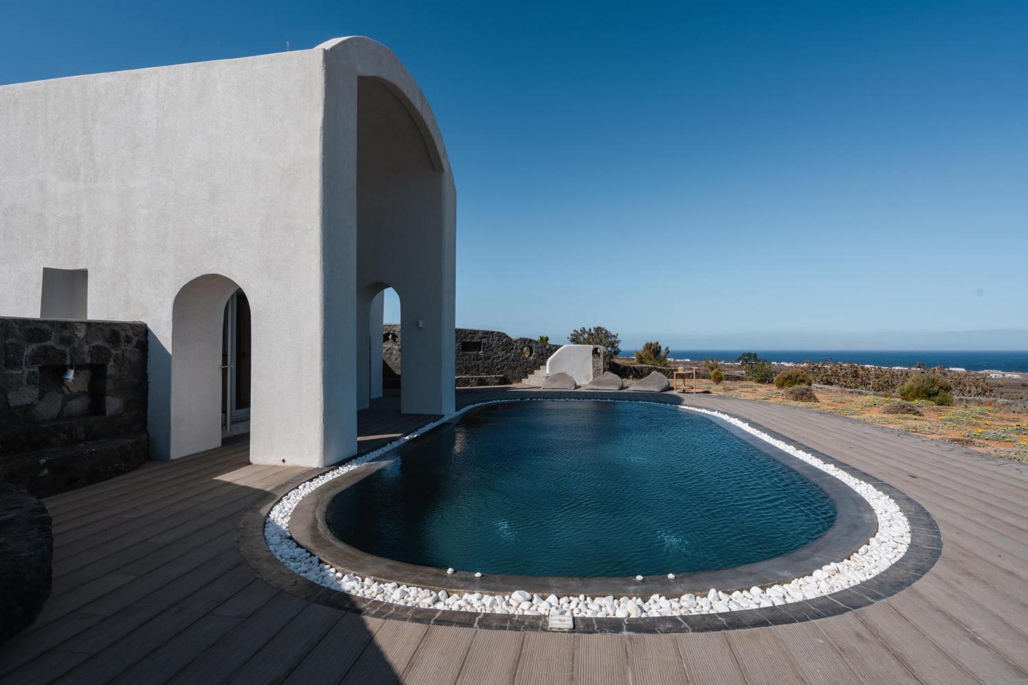 Danae Santorini 4* Oia (Santorini)