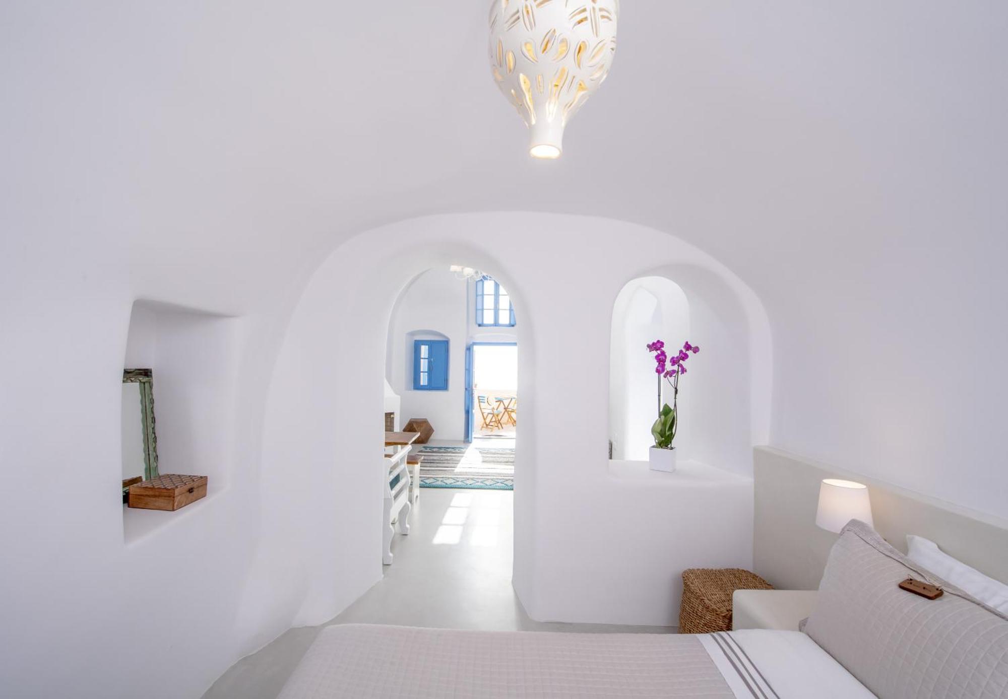 Anemi House & Oia (Santorini)