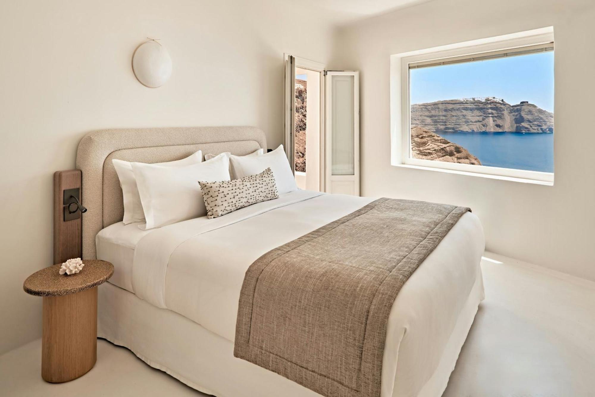 Mystique, A Luxury Collection Hotel, Santorini (adults Only) 5*